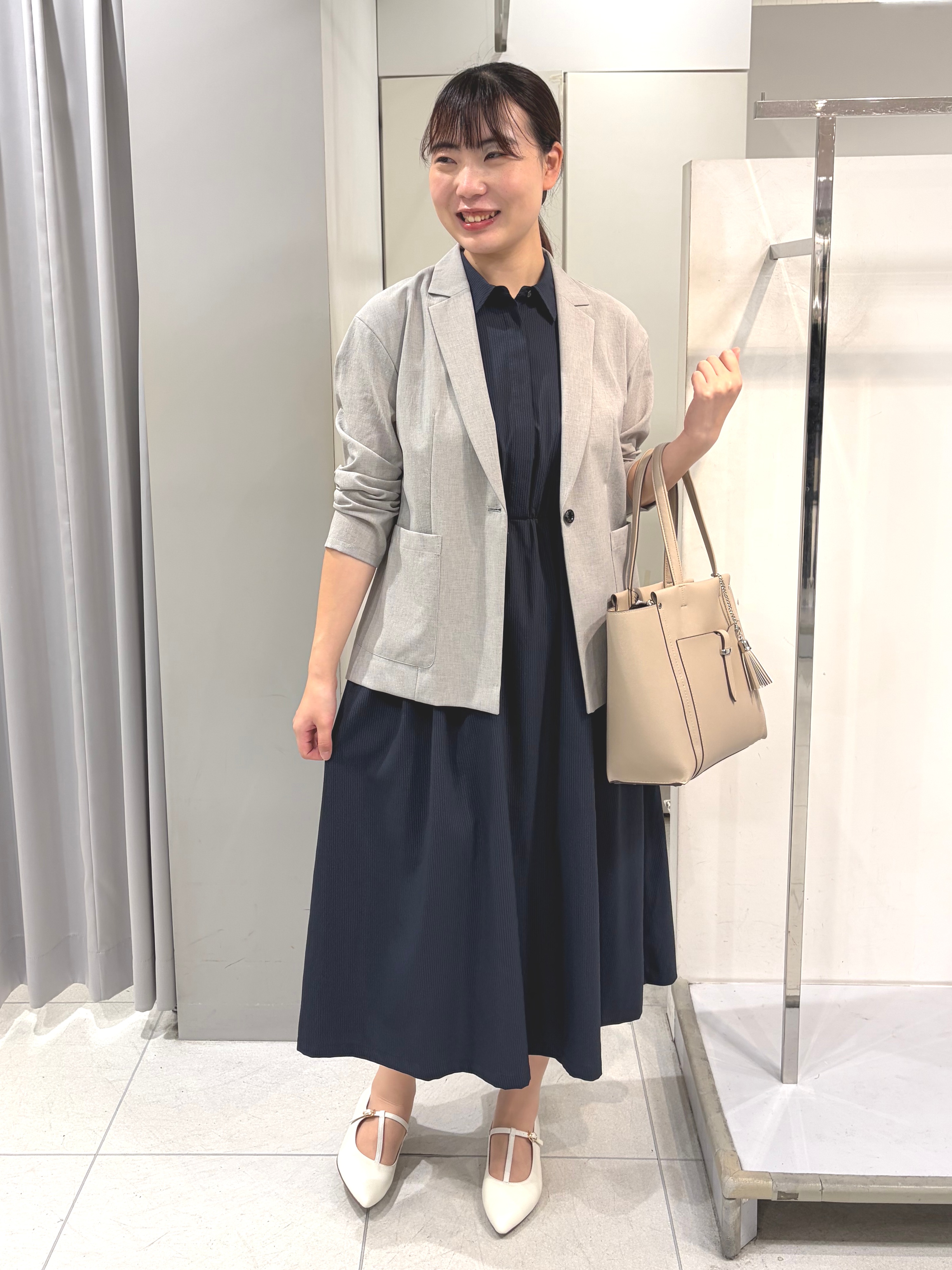 AZUSAさんの「Reflect｜フレンチスリーブシャツワンピース」を使ったコーディネート