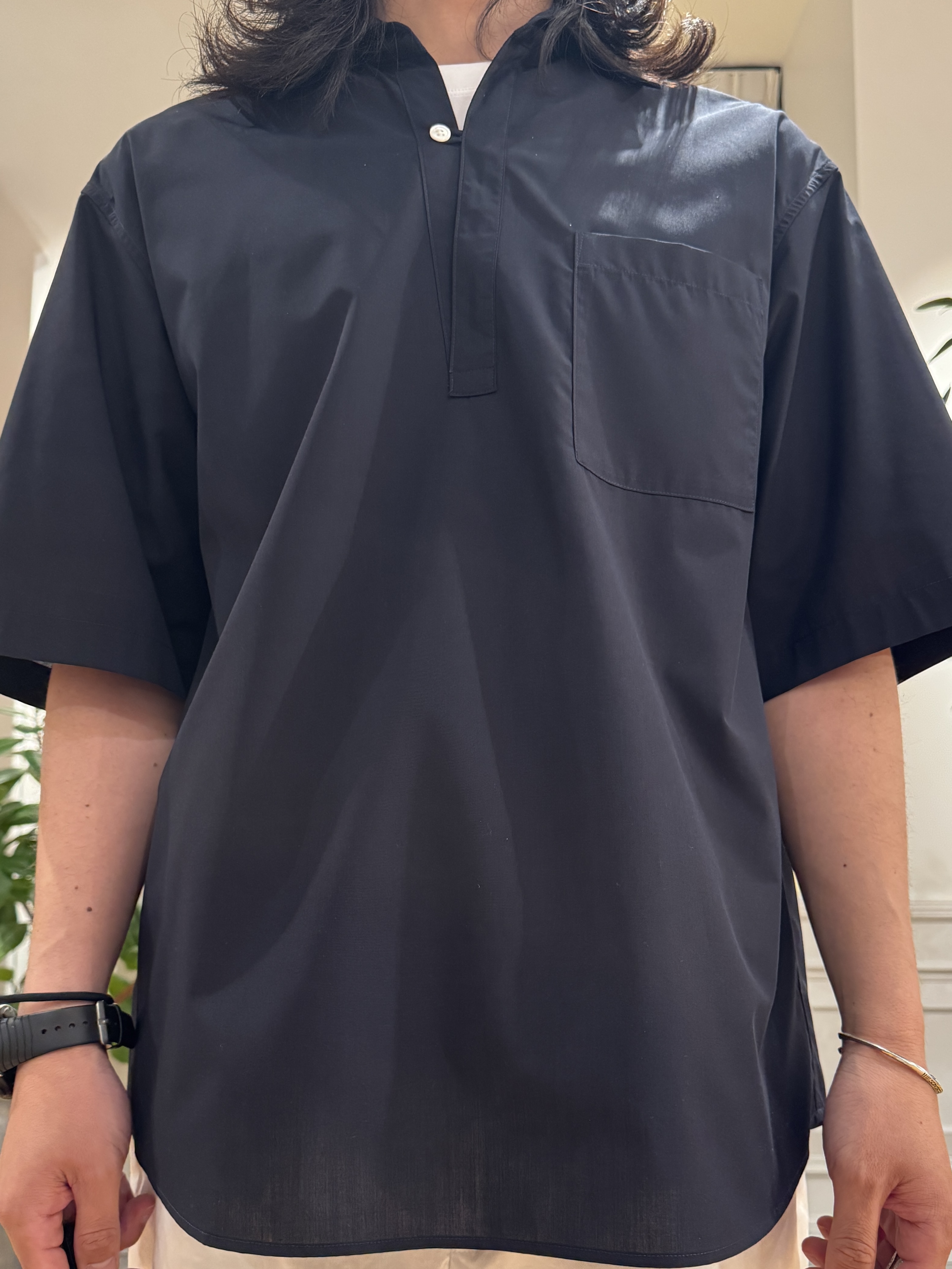 kawarataniさんの「DRESSTERIOR｜イージーケア プルオーバーシャツ」を使ったコーディネート
