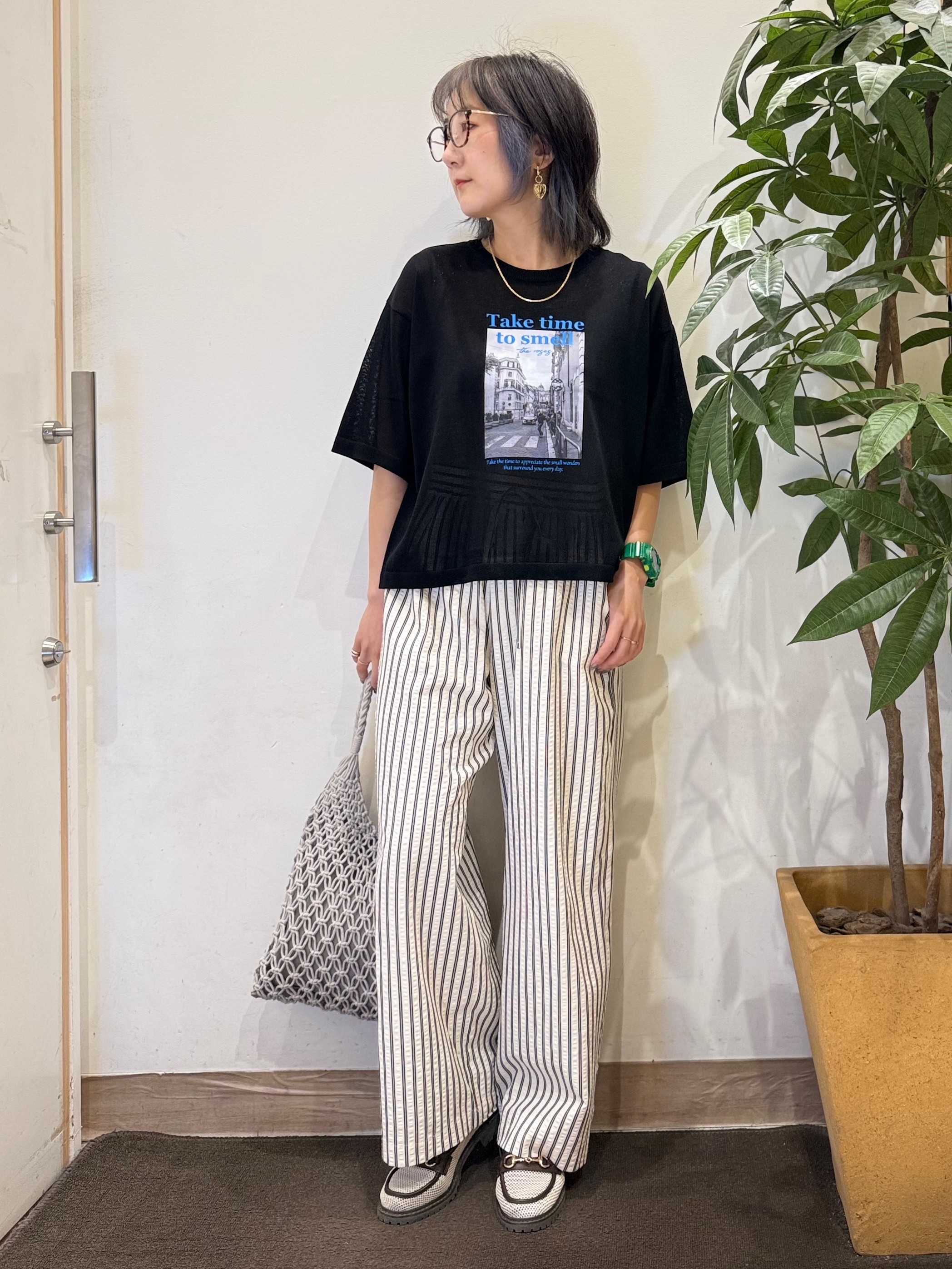 misakiさんの「SHOO･LA･RUE｜【体型カバー】程よい透け感 デザインアソート 5分袖シアーニット」を使ったコーディネート