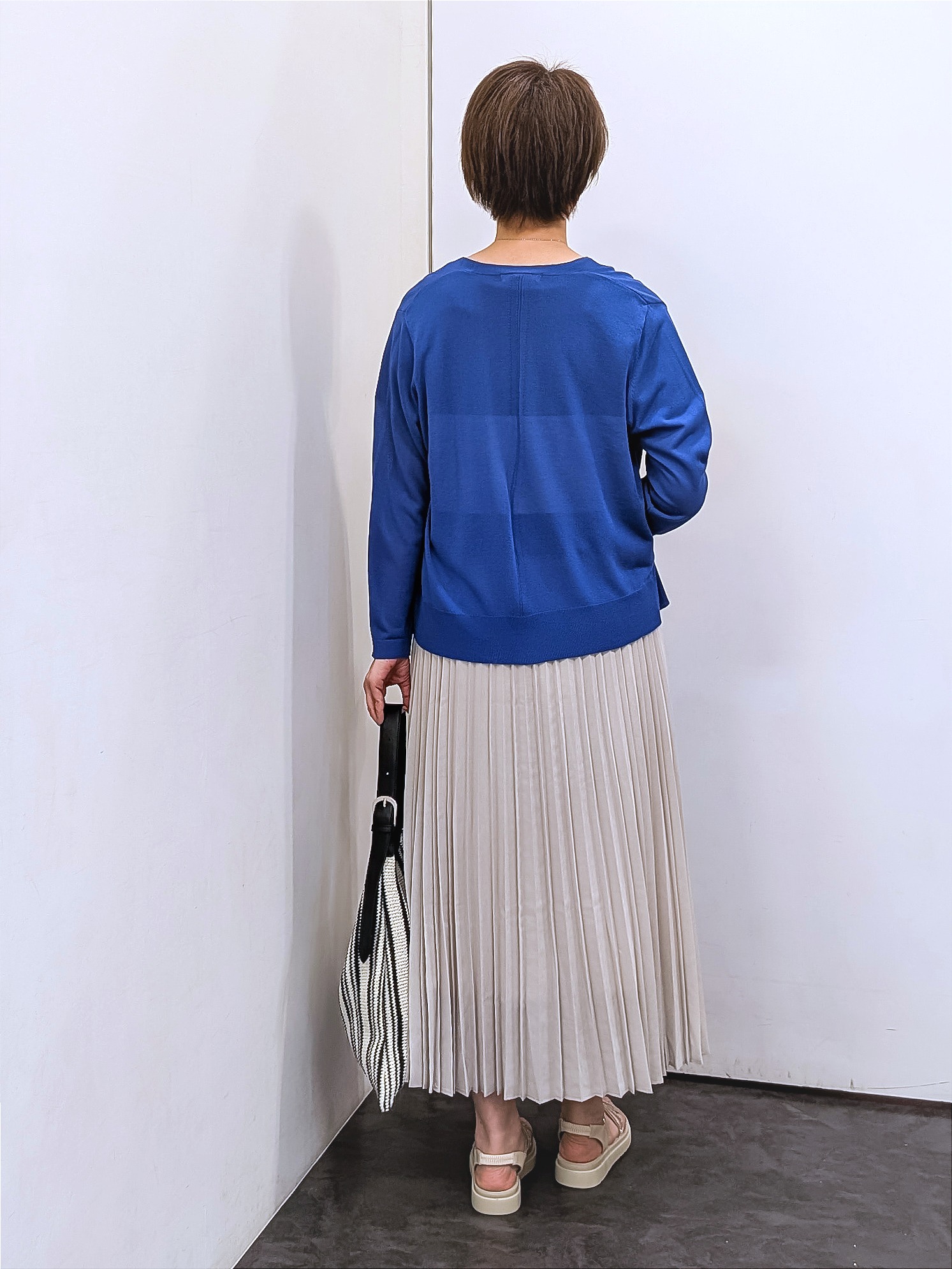 やまちゃんさんの「grove｜高評価！【接触冷感／UVカットetc】ベーシックショートカーディガン」を使ったコーディネート