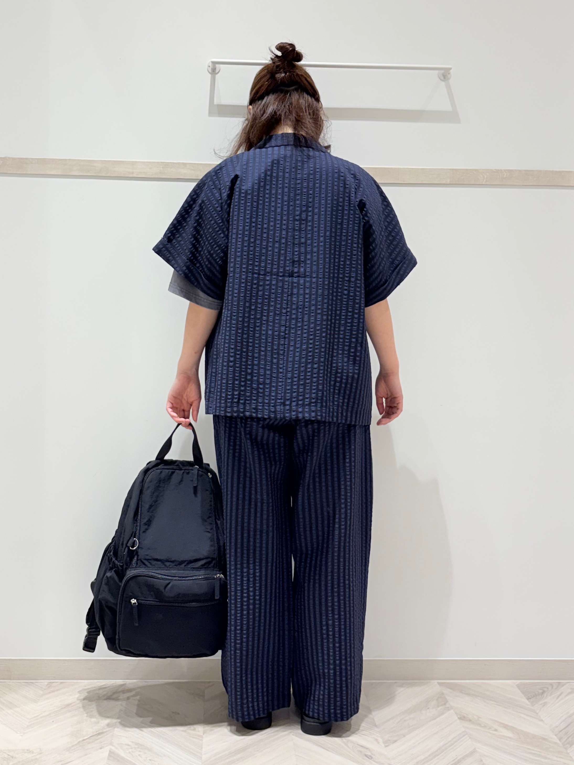 c_h_i_k_aさんの「SHOO･LA･RUE｜【ひんやり/吸水速乾/セットアップ可】羽織るだけで主役になる サッカーストライプシャツジャケット」を使ったコーディネート