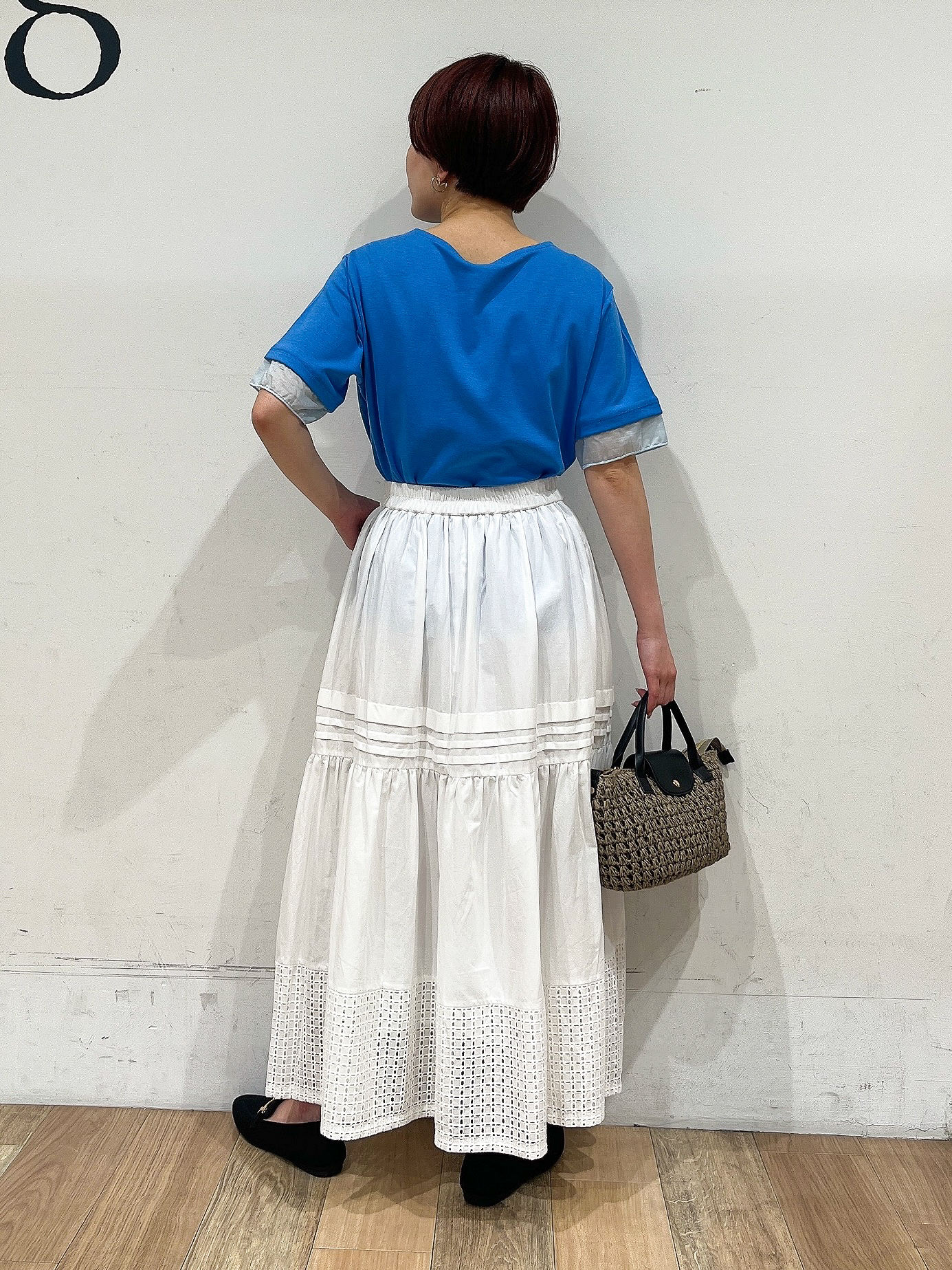 山さんさんの「grove｜【二の腕カバー/UVカット・ひんやり】袖口シアースクエアネックTシャツ」を使ったコーディネート