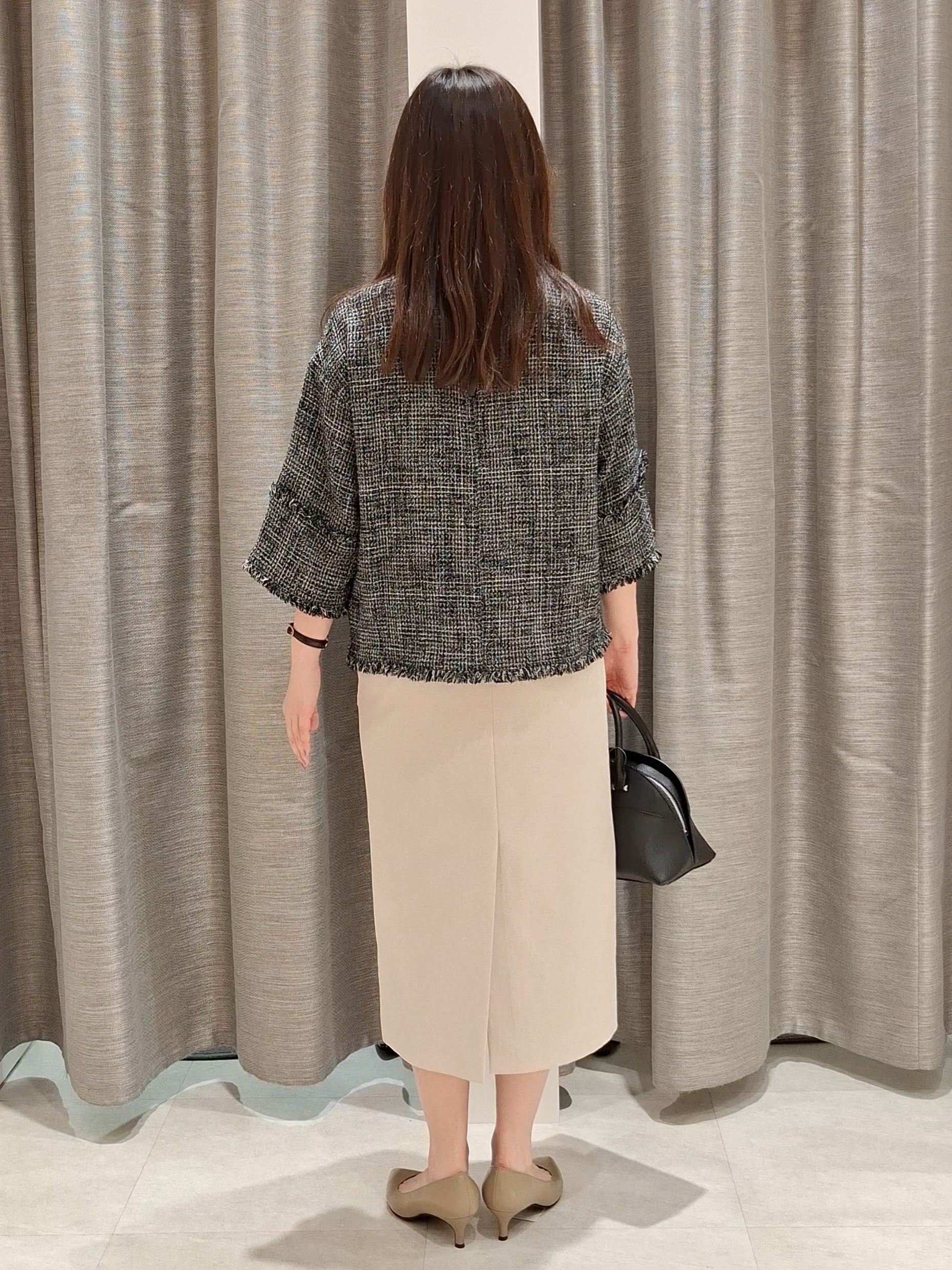 YuKaRiさんの「UNTITLED｜ドライミックスツィードブラウス」を使ったコーディネート