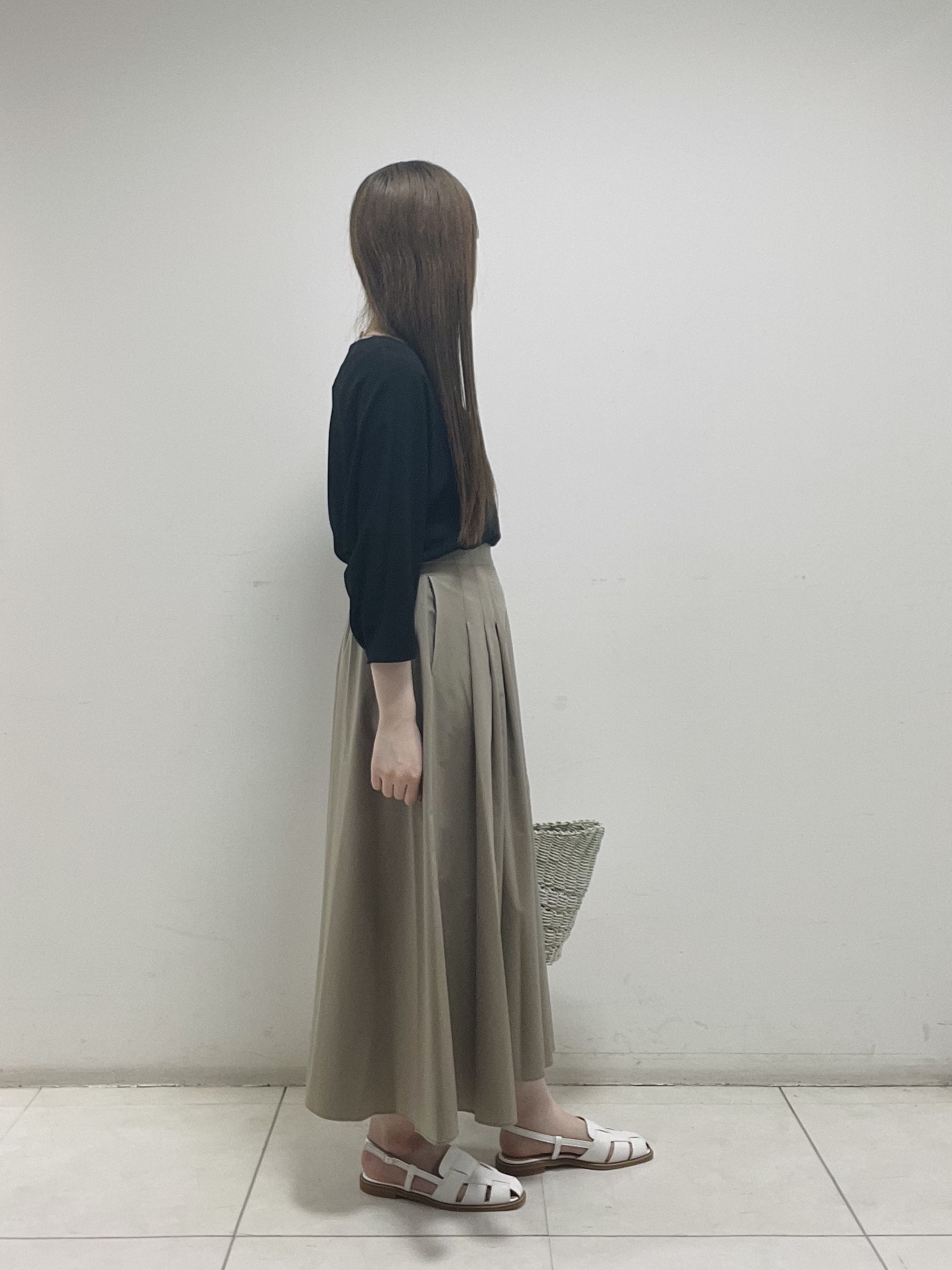 mさんの「INDIVI｜【さらに軽く軽快！／着る日傘】ドルマントップス」を使ったコーディネート