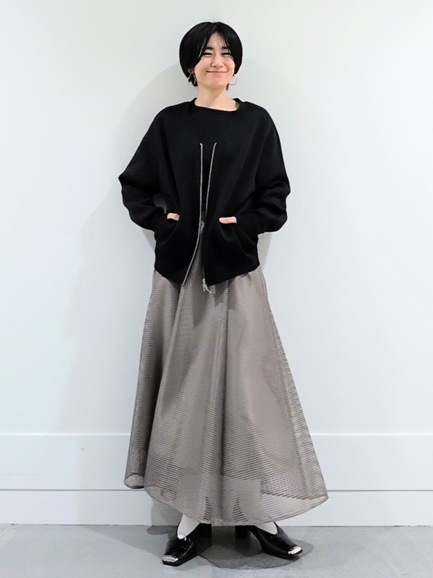 ミズタさんの「UNTITLED｜【軽羽織り/セットアップ可】ジップアップニットカーディガン」を使ったコーディネート