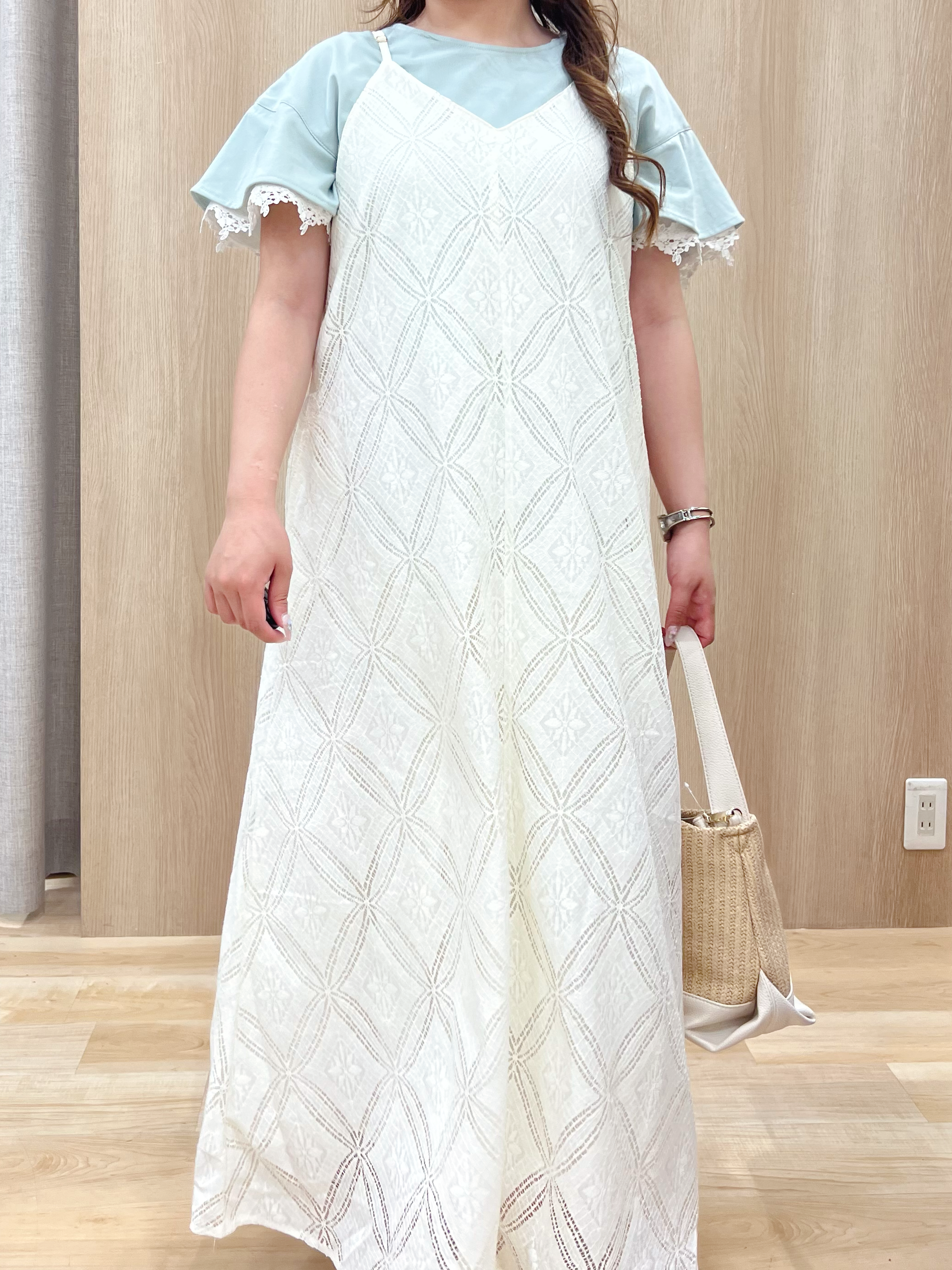 みことさんの「grove｜【二の腕カバー、UV/ひんやり】涼しく華やかに、レースレイヤードスリーブTシャツ」を使ったコーディネート