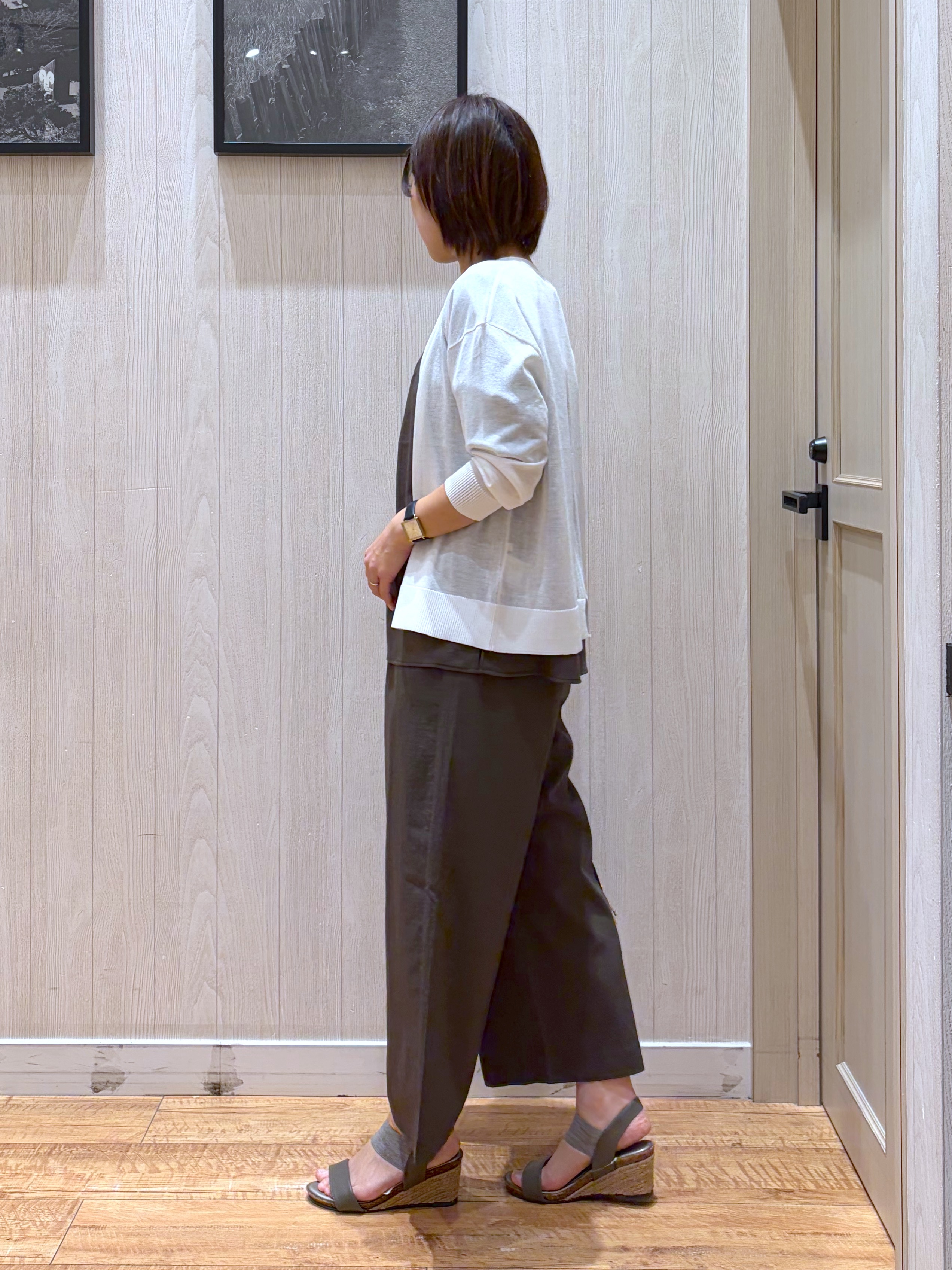 shirayuuuさんの「SHOO･LA･RUE｜【ひんやり/洗濯機可/S-LL】オンにもオフにも マルチに使えるボタンレスカーディガン」を使ったコーディネート
