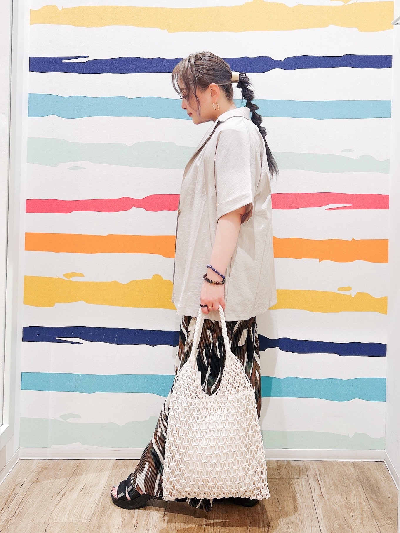 Peeさんの「SHOO･LA･RUE｜【ひんやり/S-LL】1枚でインせず決まる きらきらビスチェ風Tシャツ」を使ったコーディネート