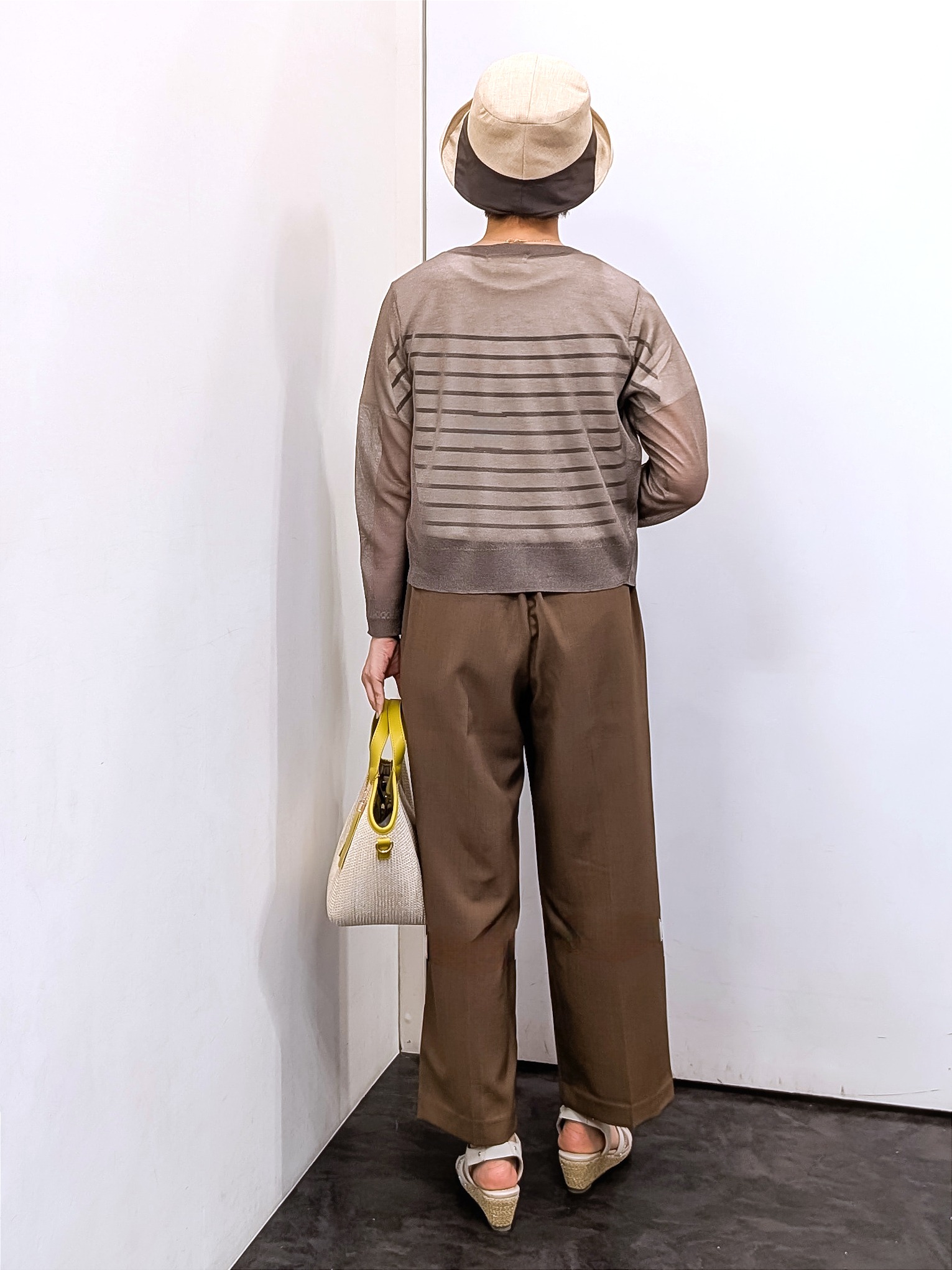 やまちゃんさんの「grove｜高評価！【洗える/名品】大人の透け感、シアーカーディガン」を使ったコーディネート