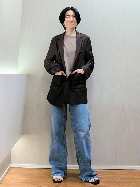 ミズタさんの「UNTITLED｜【程よいシアー感/洗える】エアリーバイオジャケット」を使ったコーディネート