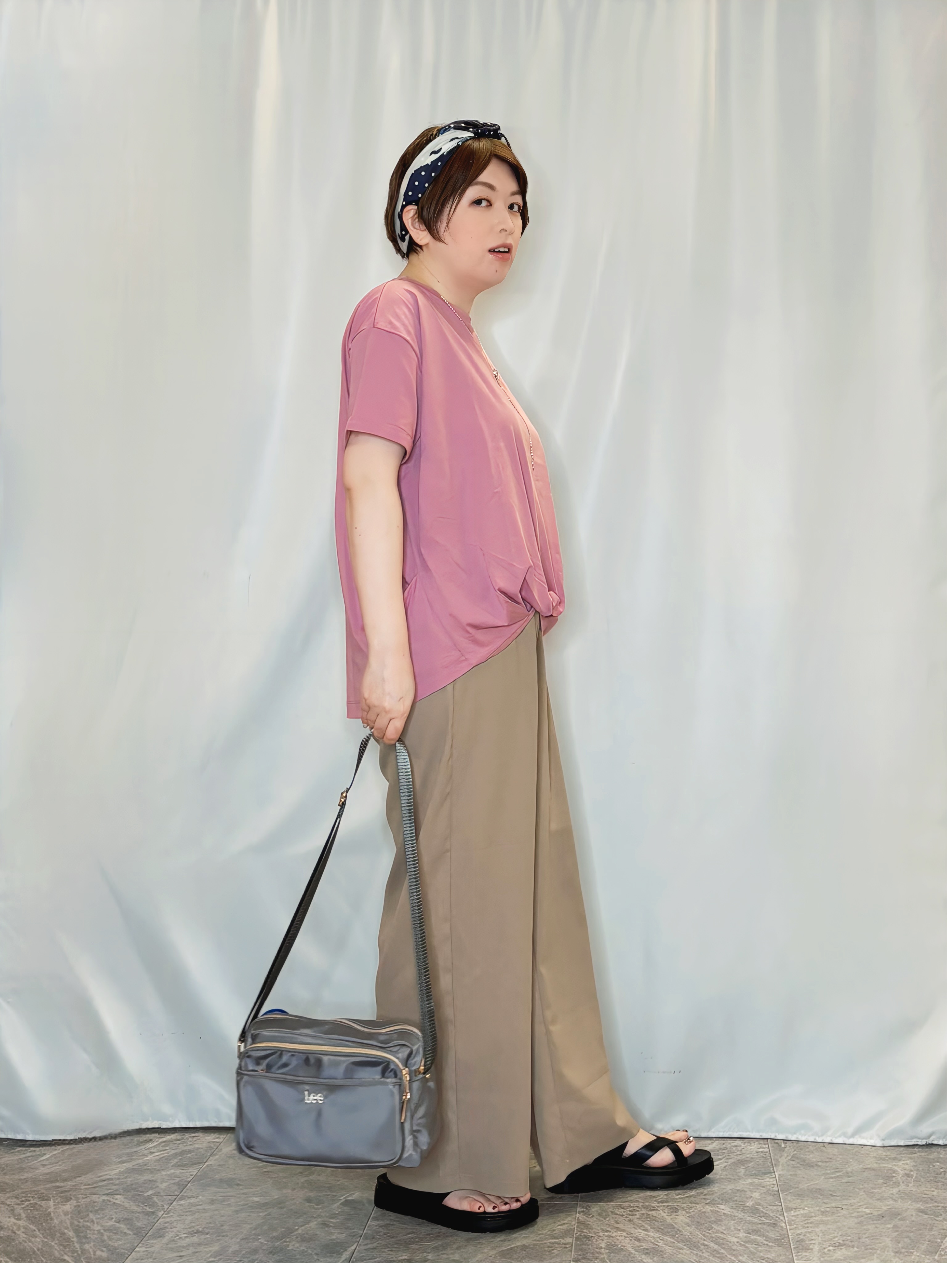 たみさんの「SHOO･LA･RUE｜【ひんやり/S-LL】インせず決まる フロントタックデザインTシャツ」を使ったコーディネート