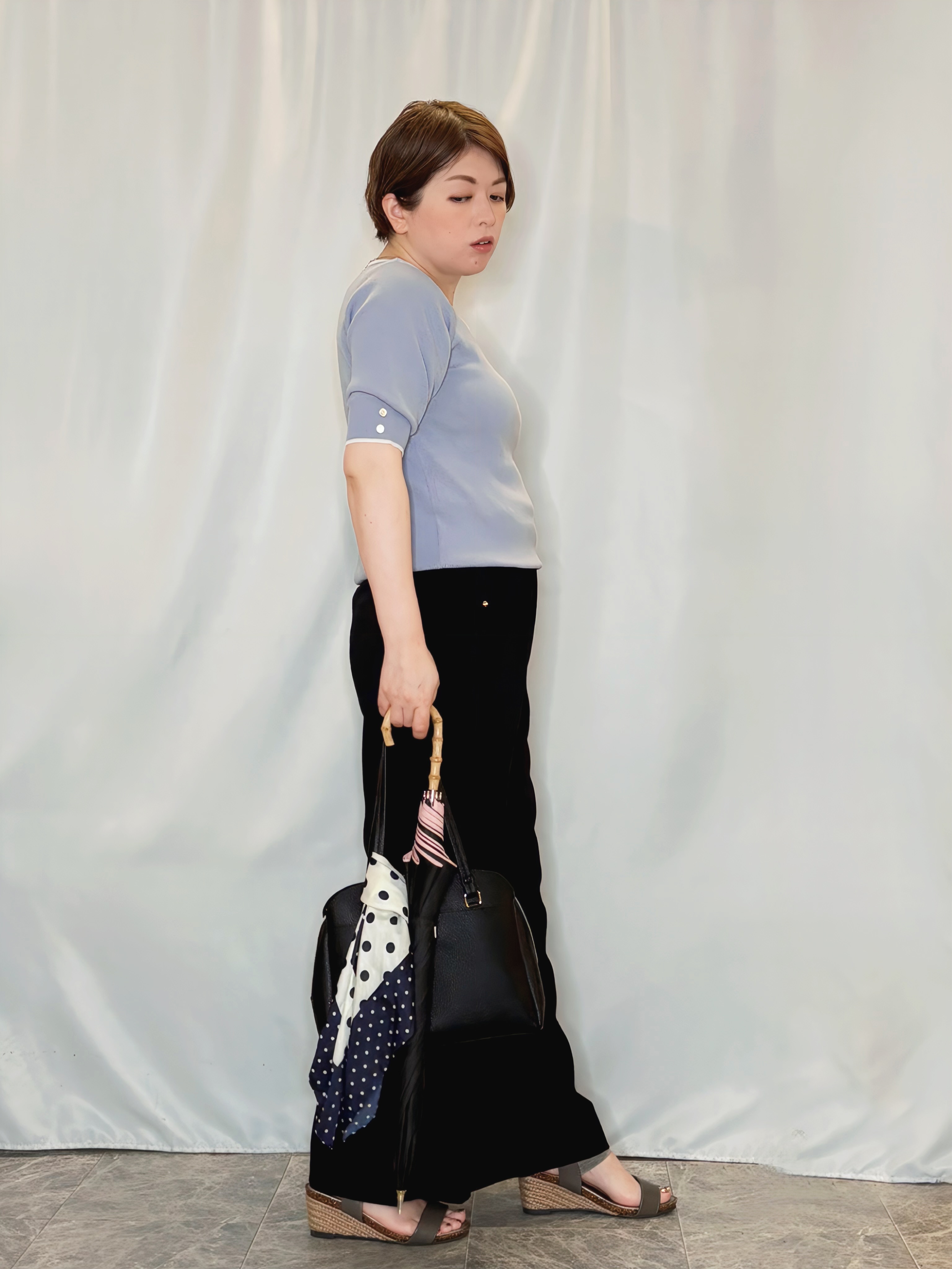 たみさんの「SHOO･LA･RUE｜【洗濯機可/UV/5分袖】ハートネックでお顔周りすっきり バイカラーニット」を使ったコーディネート