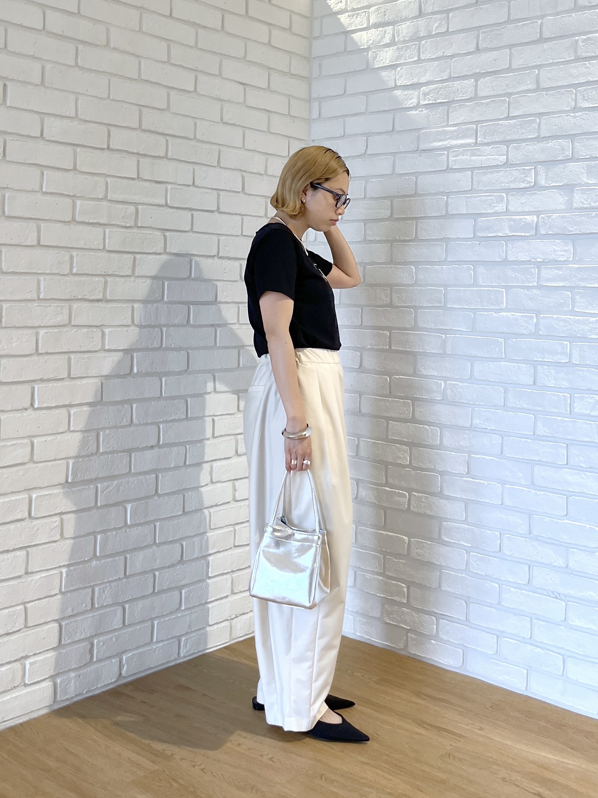Harukaさんの「INDIVI｜3DプリントロゴTシャツ」を使ったコーディネート