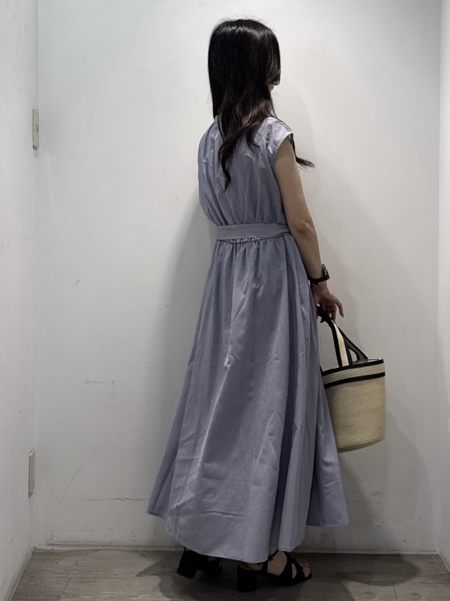 yuicciさんの「OPAQUE.CLIP｜【洗える・着映え】リネンライク シアーワンピース」を使ったコーディネート