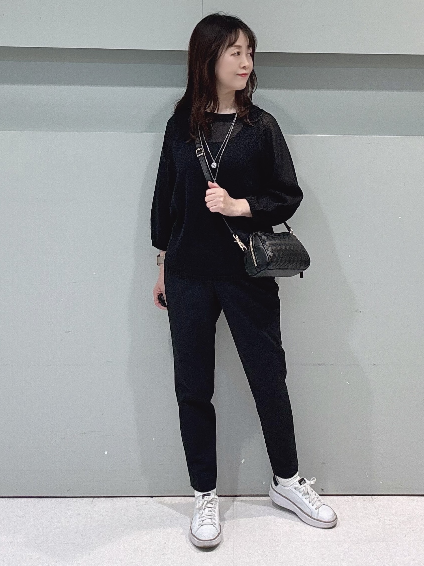 makiさんの「UNTITLED｜【洗える/ゆったり】クルーネックドライニット」を使ったコーディネート