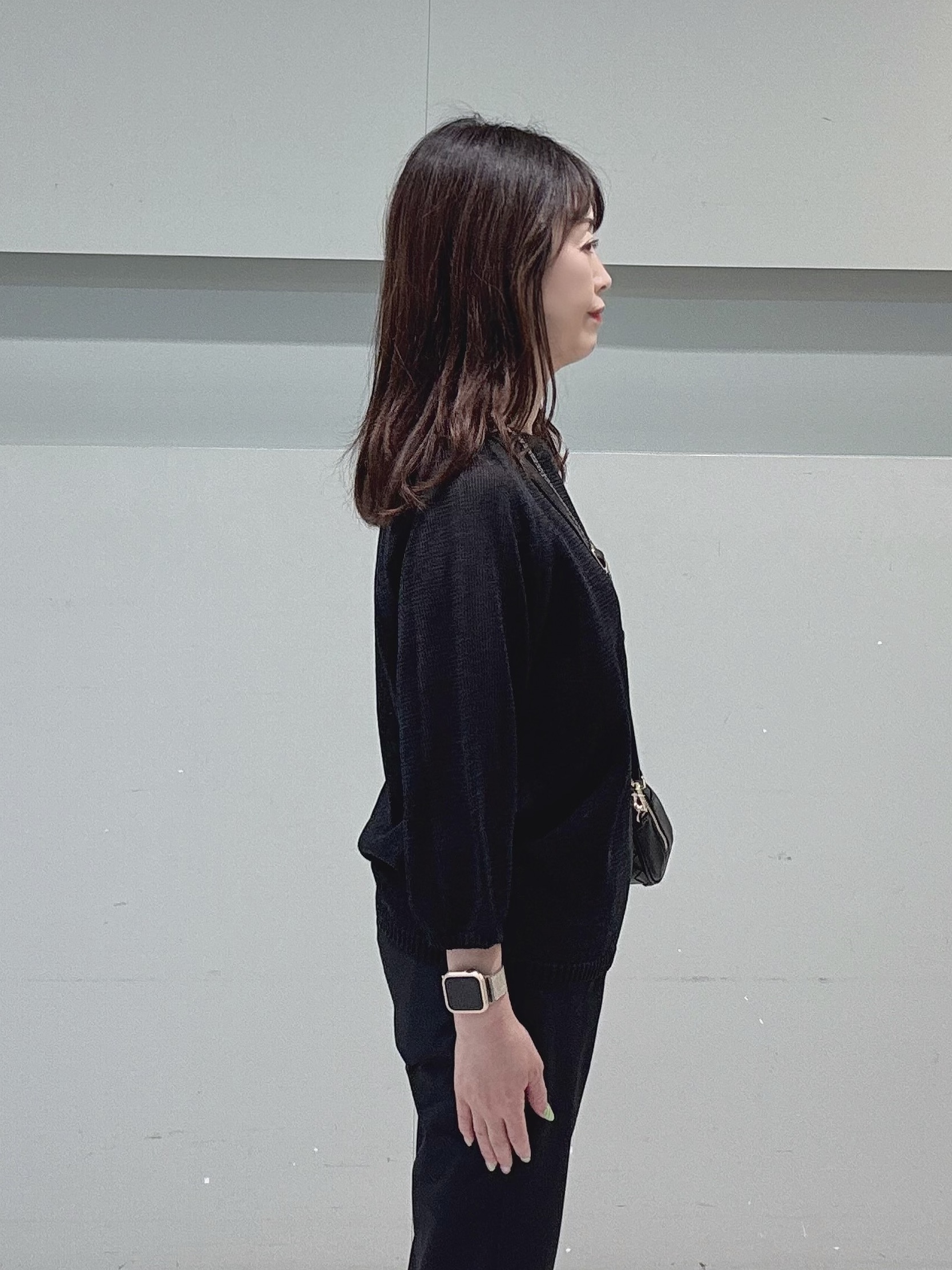 makiさんの「UNTITLED｜【洗える/ゆったり】クルーネックドライニット」を使ったコーディネート