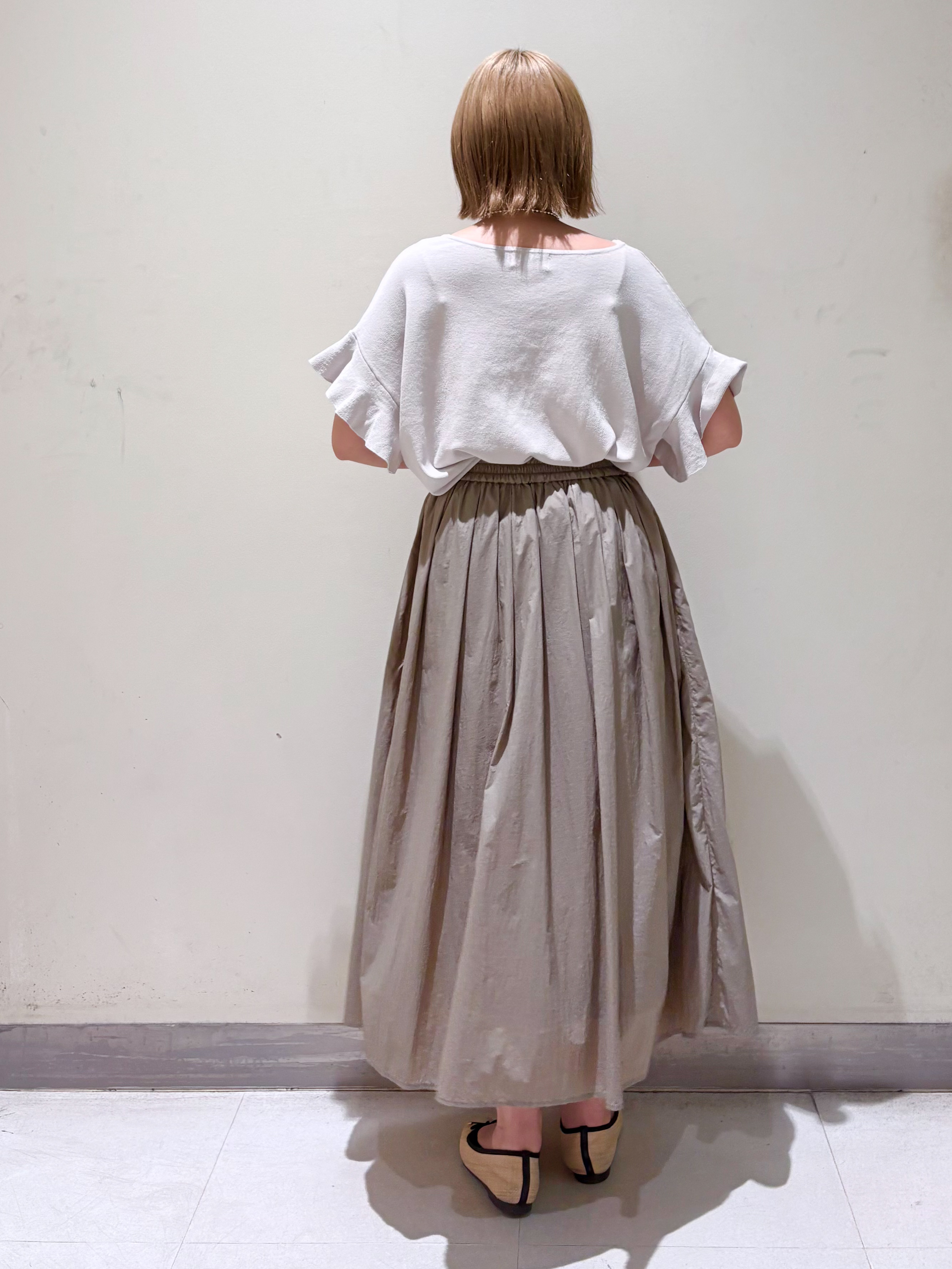 みきちぃさんの「OPAQUE.CLIP｜【UV／遮熱性】フリルスリーブニット《7col／洗濯機OK》」を使ったコーディネート
