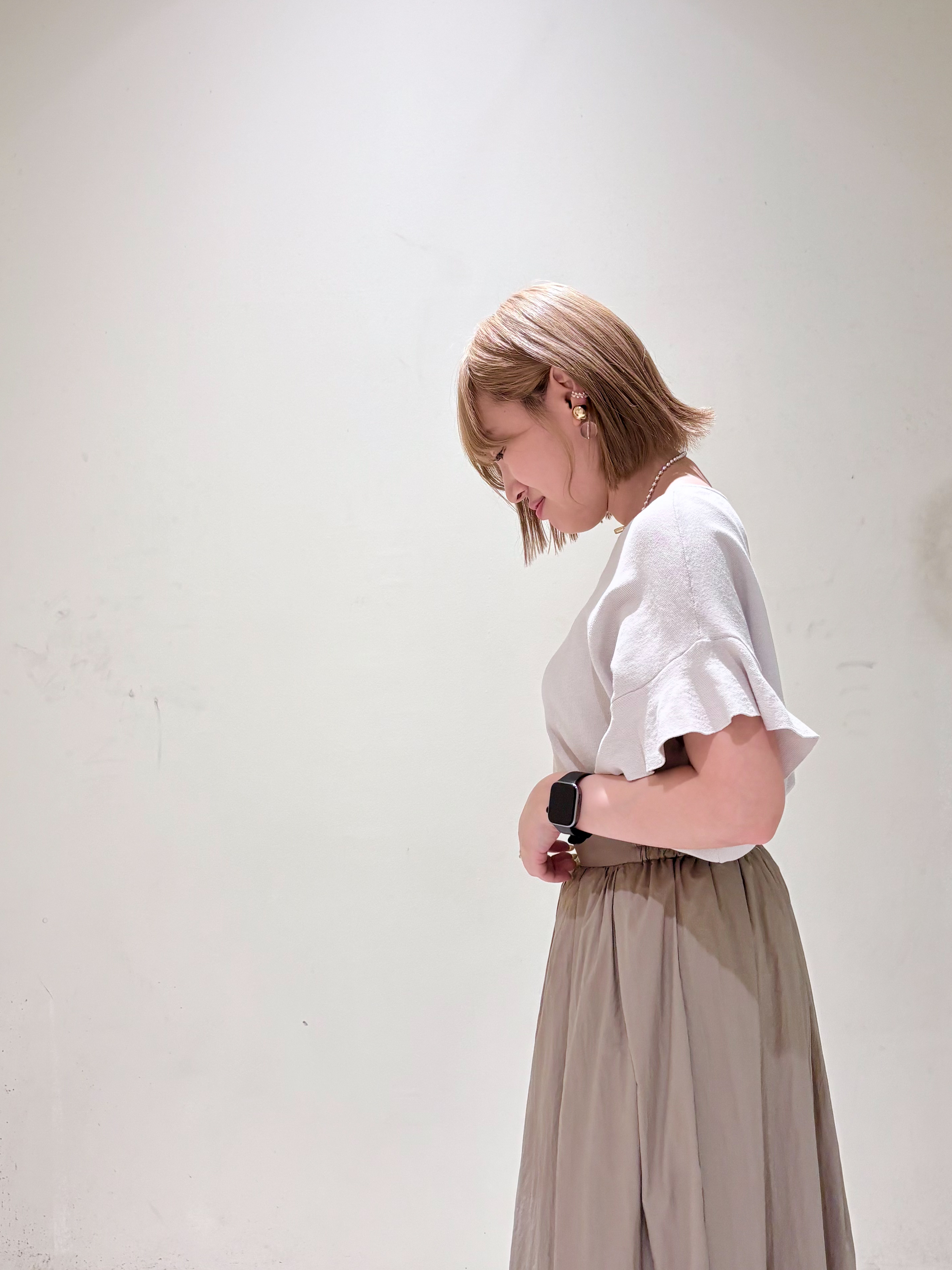 みきちぃさんの「OPAQUE.CLIP｜【UV／遮熱性】フリルスリーブニット《7col／洗濯機OK》」を使ったコーディネート