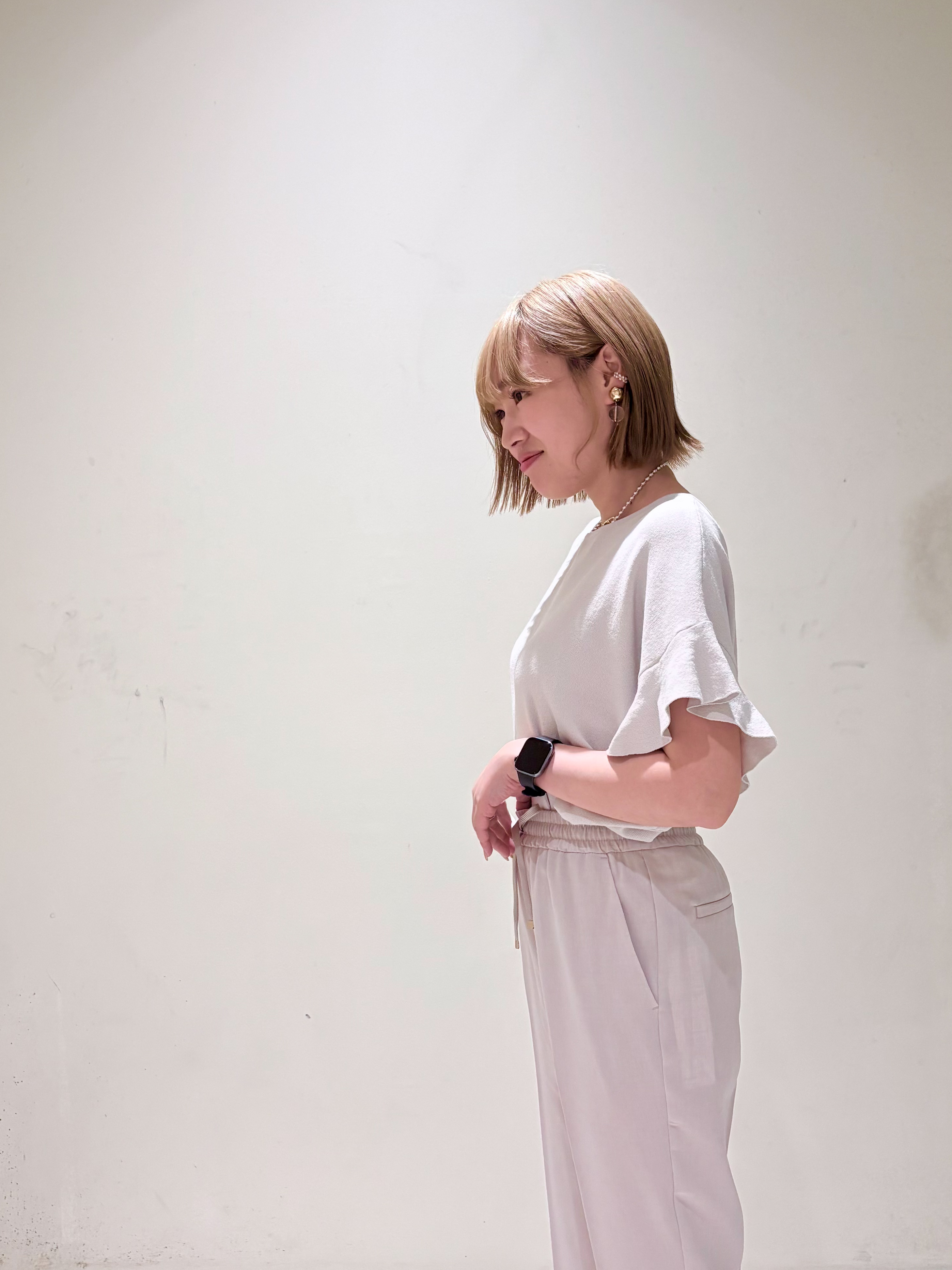 みきちぃさんの「OPAQUE.CLIP｜【UV／遮熱性】フリルスリーブニット《7col／洗濯機OK》」を使ったコーディネート