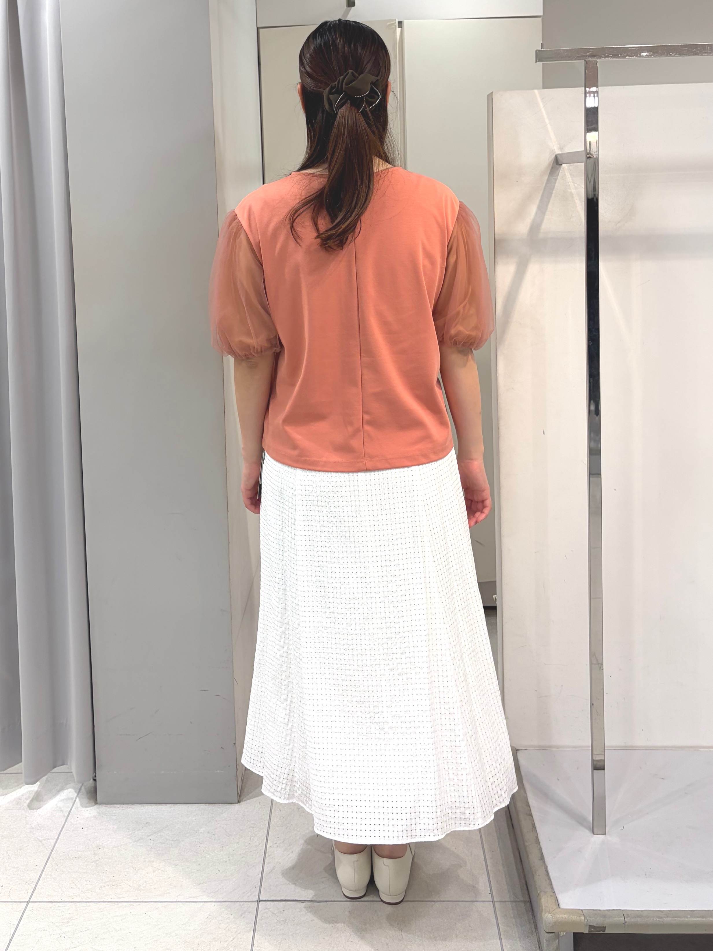 AZUSAさんの「Reflect｜【UVカット／接触冷感／吸水速乾】チュールスリーブプルオーバー」を使ったコーディネート