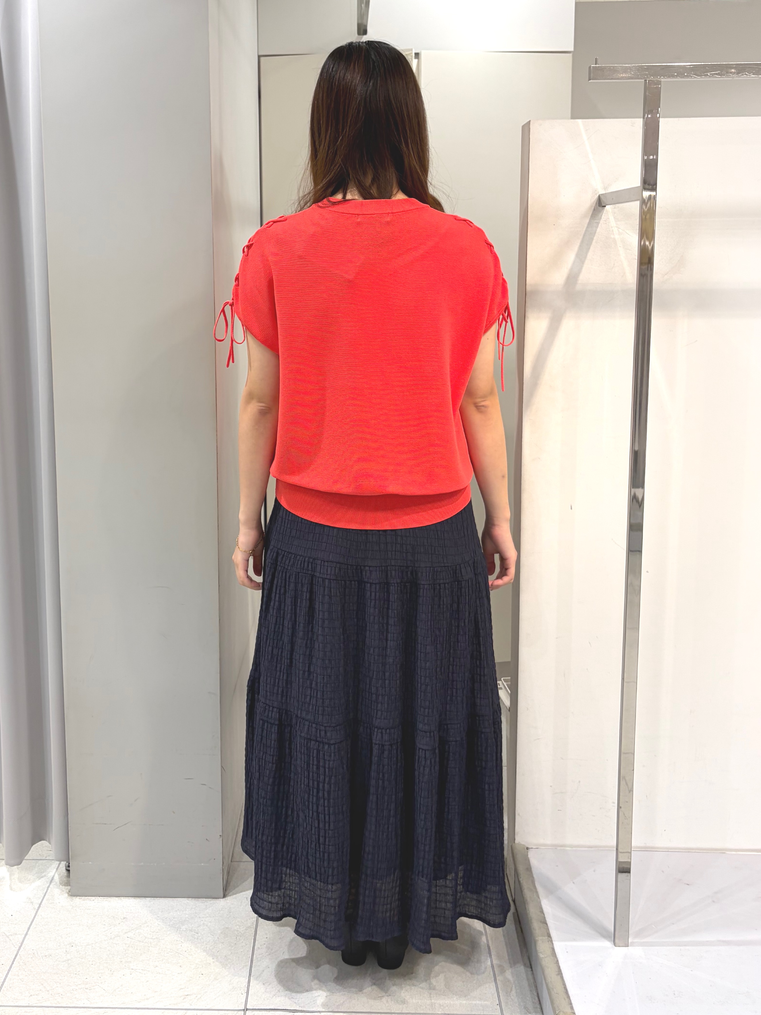 AZUSAさんの「Reflect｜レースアップスリーブデザインニット」を使ったコーディネート