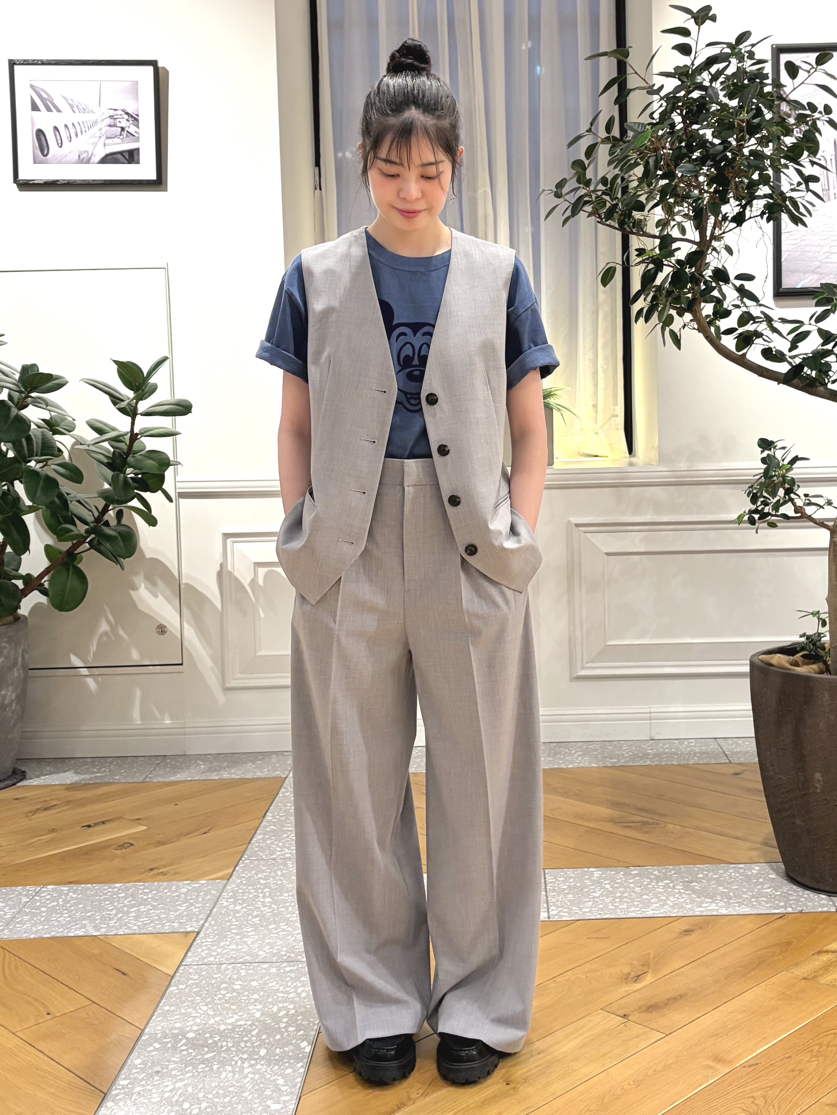 pupiさんの「DRESSTERIOR｜【セットアップ可/ウォッシャブル】セットアップストライプジレ」を使ったコーディネート