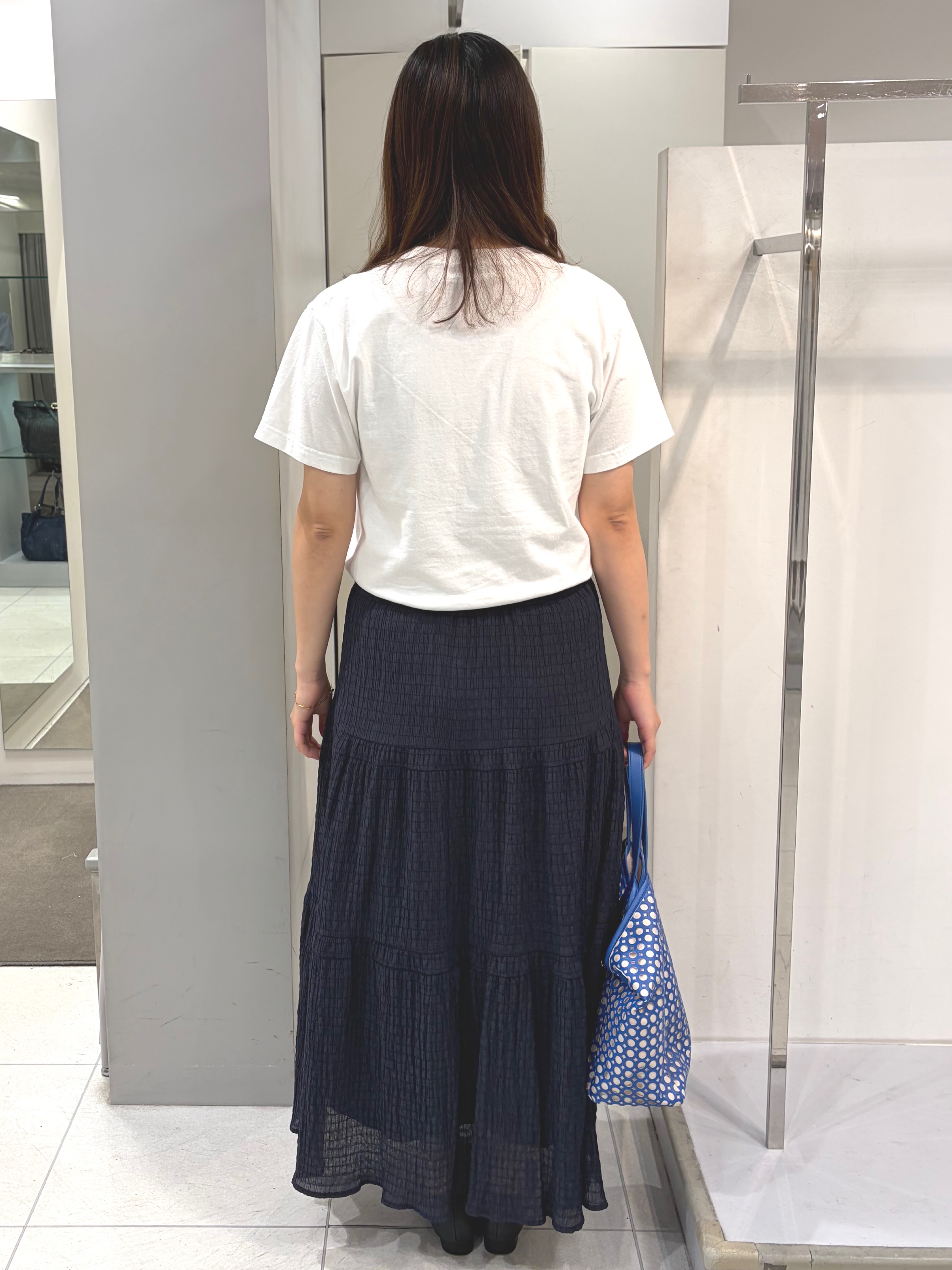 AZUSAさんの「Reflect｜【REGENCY WORKS／Reflect別注カラーあり】ロゴTシャツ」を使ったコーディネート