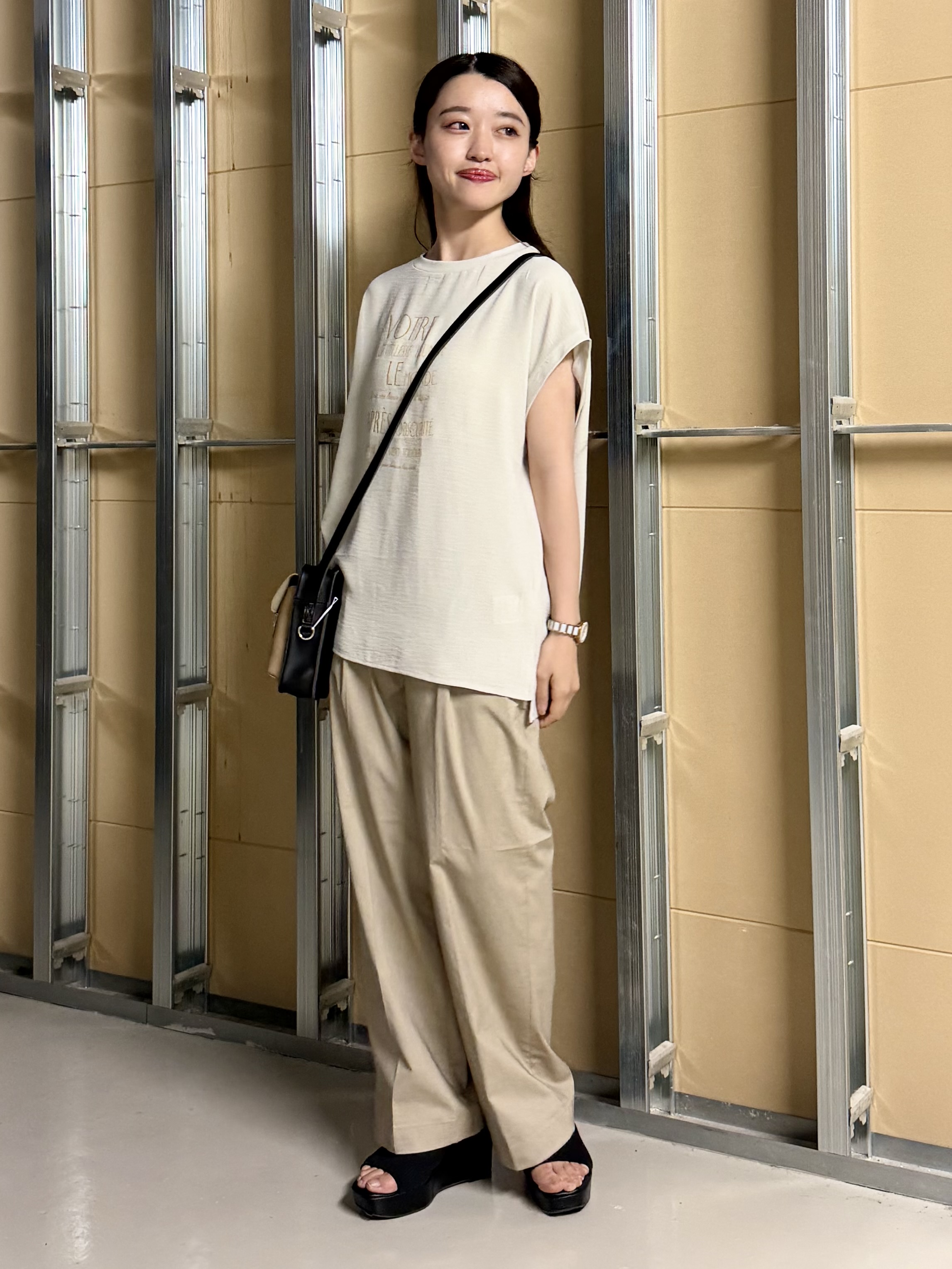 sahoさんの「THE SHOP TK｜【ひんやりさらさら】軽やかに着られる プリントTシャツ」を使ったコーディネート