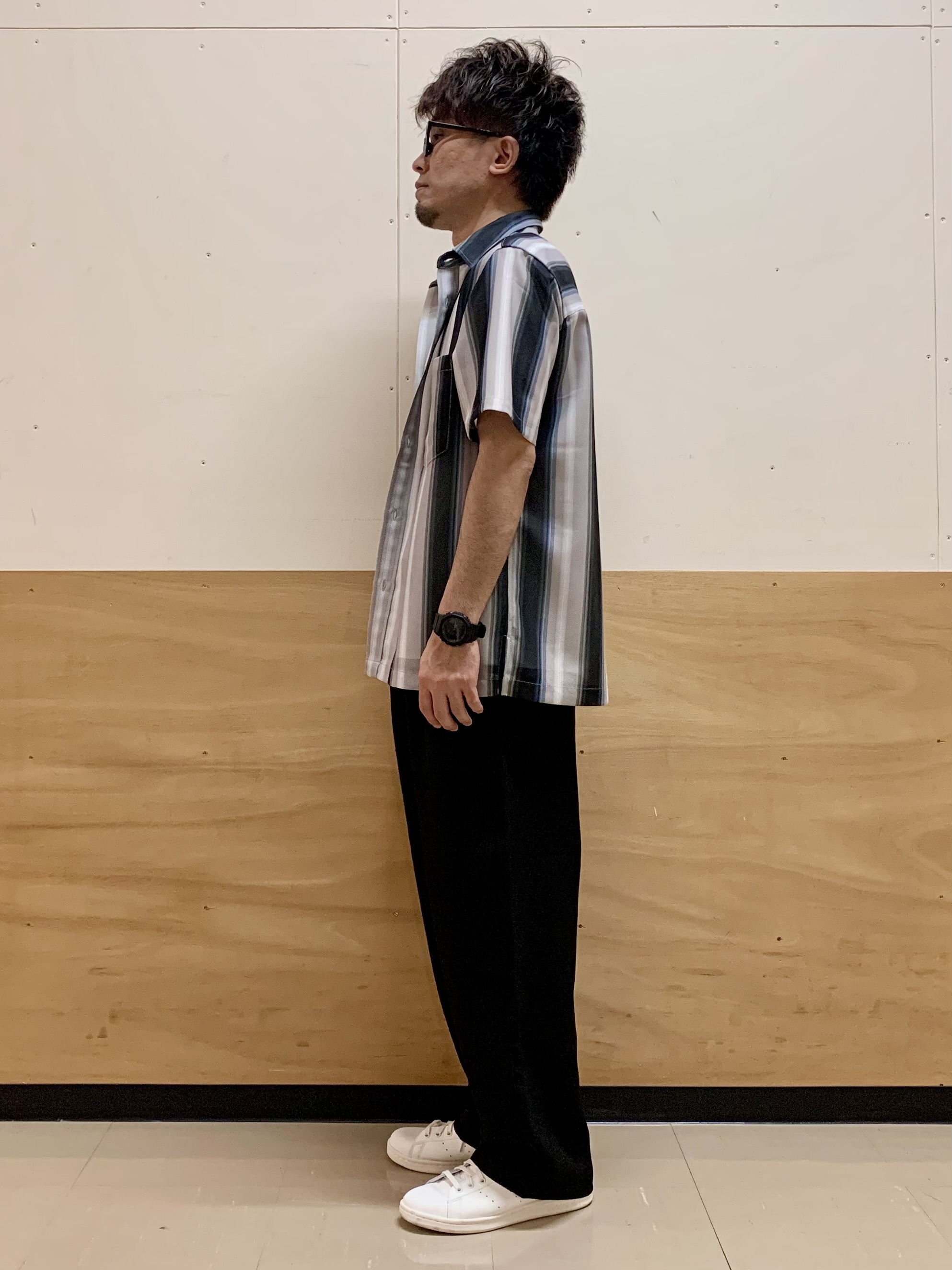 MATUさんの「THE SHOP TK｜メッシュ ストライプ半袖シャツ 洗濯機OK／通気性◎」を使ったコーディネート