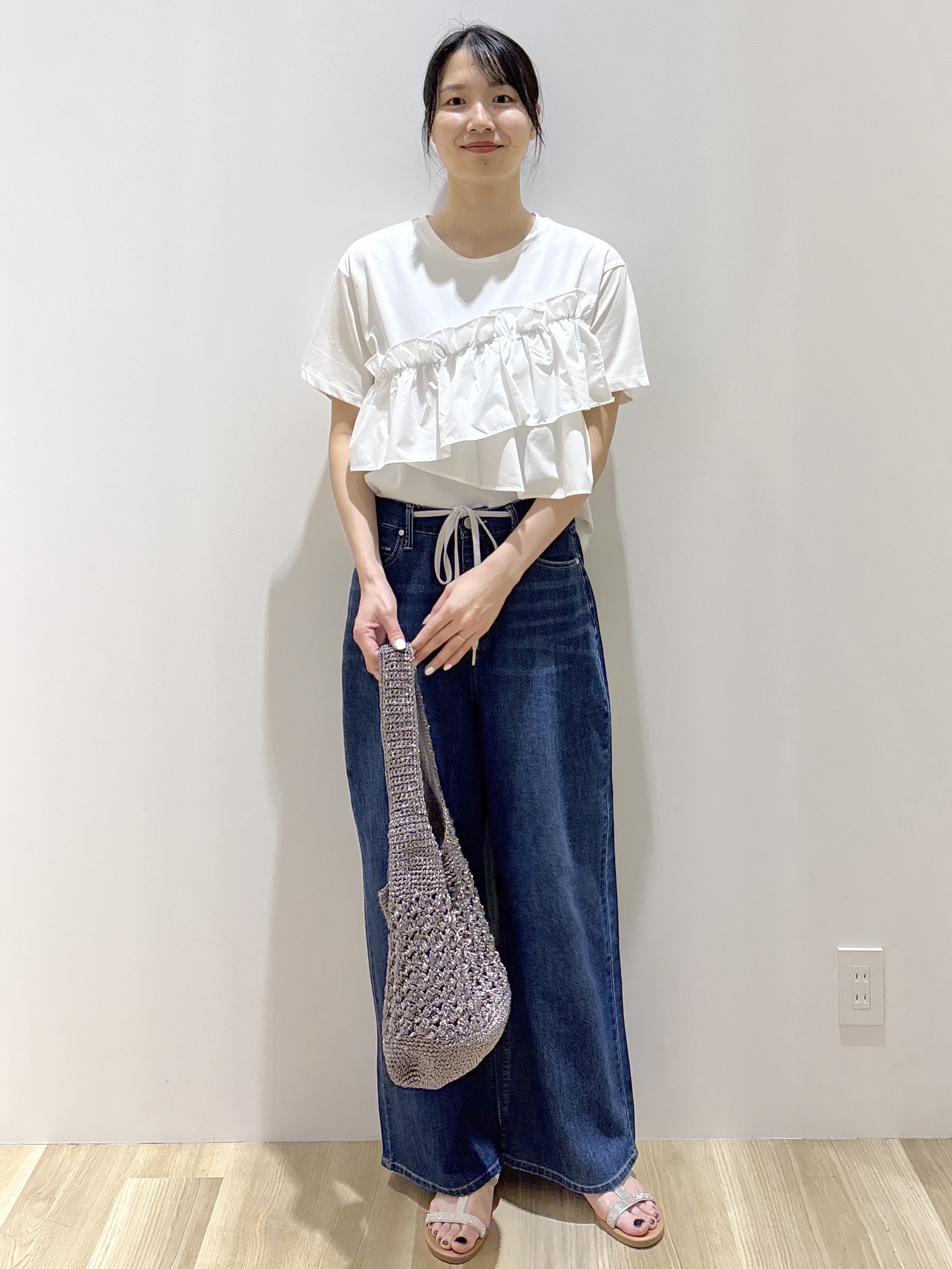 sachikoさんの「OPAQUE.CLIP｜【接触冷感】アシメフリルドッキングカットソー《洗濯機OK》」を使ったコーディネート