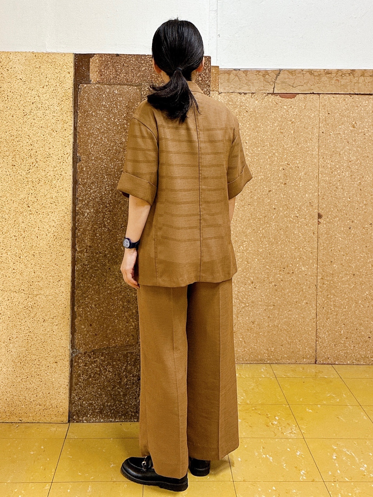 hattoriさんの「INDIVI｜【洗える／メッシュ素材／SETUP可能】半袖シアージャケット」を使ったコーディネート