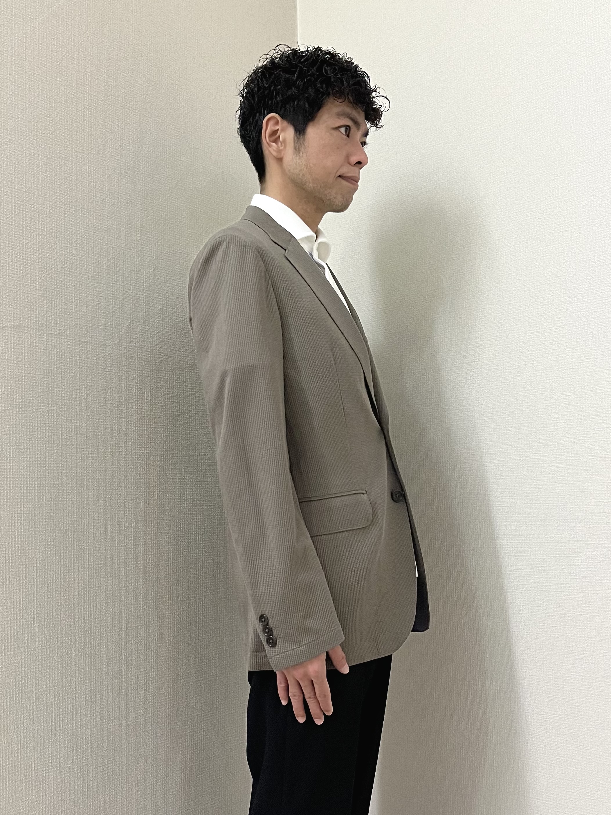 URAさんの「TAKEO KIKUCHI｜【Begin5月号掲載/通気性】トリコットサッカー ジャケット」を使ったコーディネート