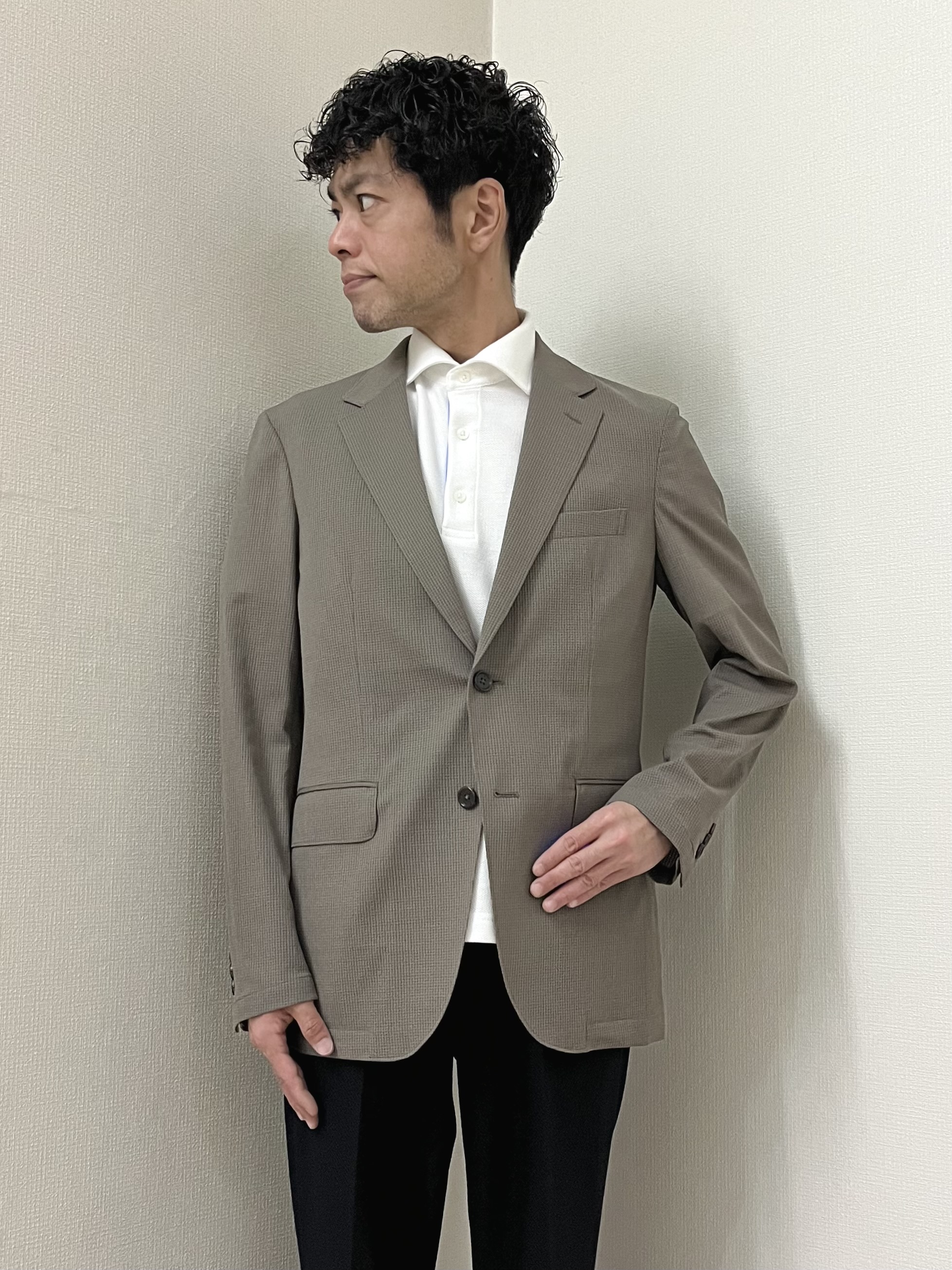 URAさんの「TAKEO KIKUCHI｜【Begin5月号掲載/通気性】トリコットサッカー ジャケット」を使ったコーディネート