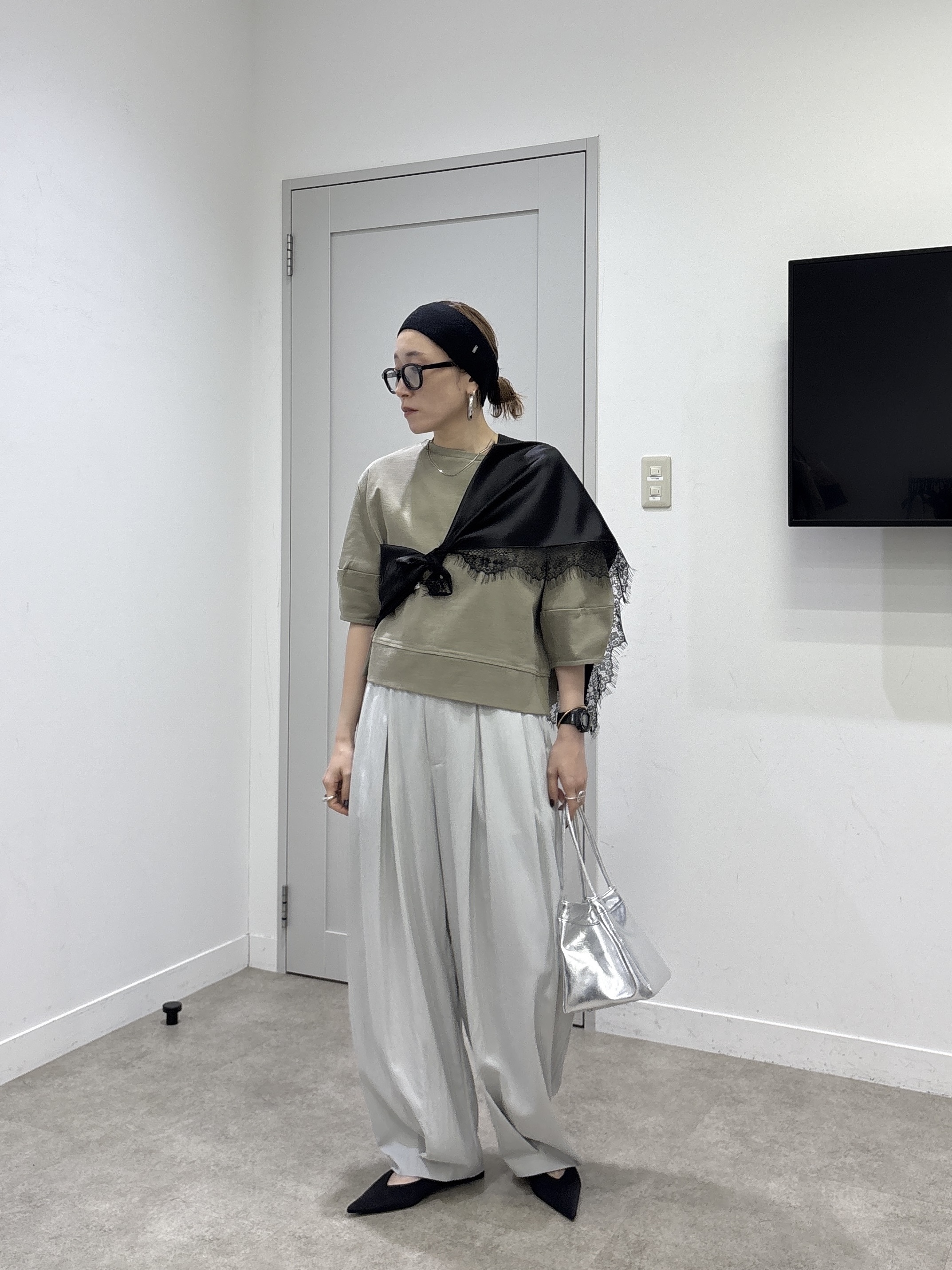 kotakiさんの「INDIVI｜ハーフスリーブフォルムカットソー【再入荷／マシンウォッシュ／接触冷感】」を使ったコーディネート