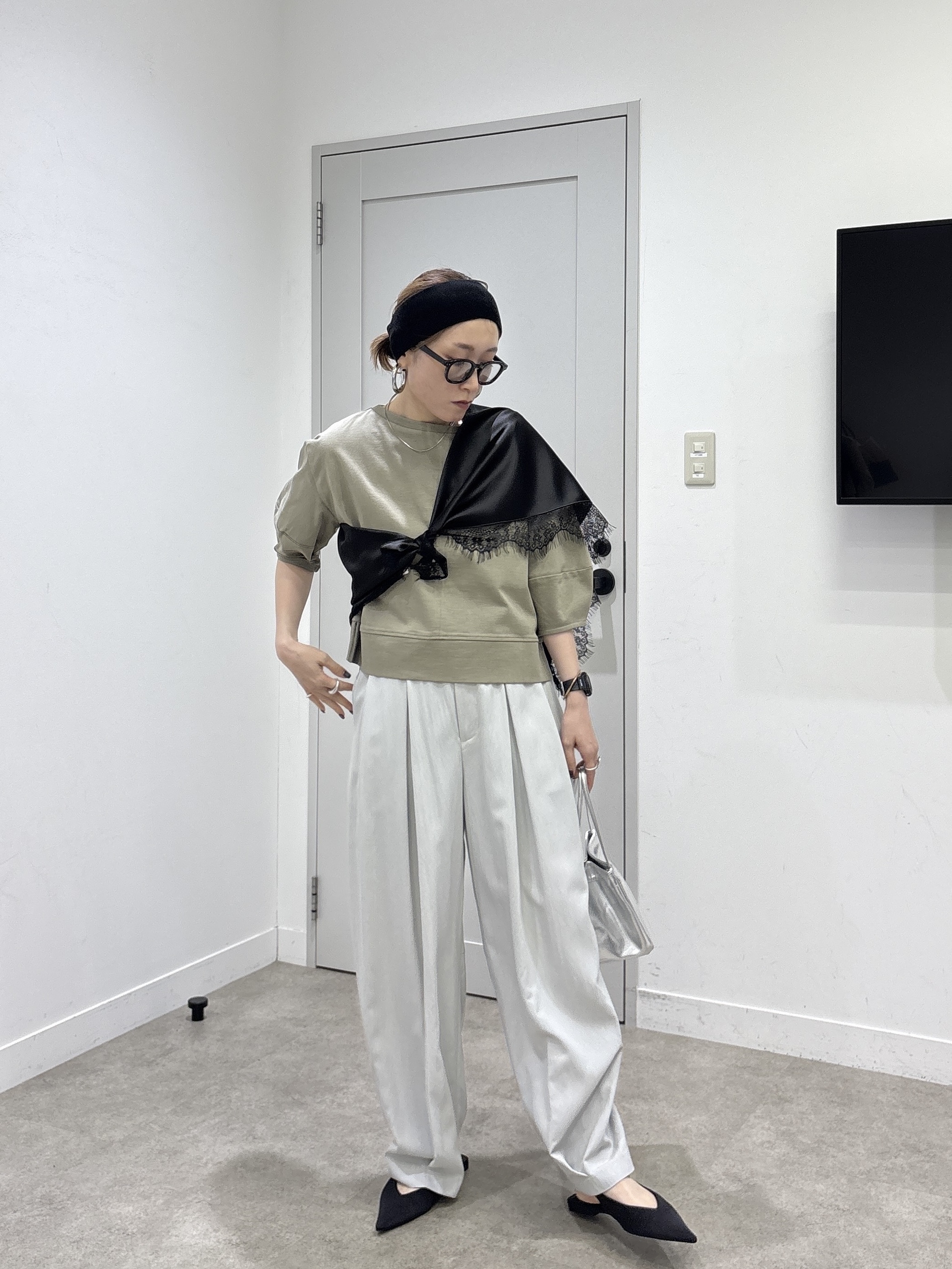 kotakiさんの「INDIVI｜ハーフスリーブフォルムカットソー【再入荷／マシンウォッシュ／接触冷感】」を使ったコーディネート