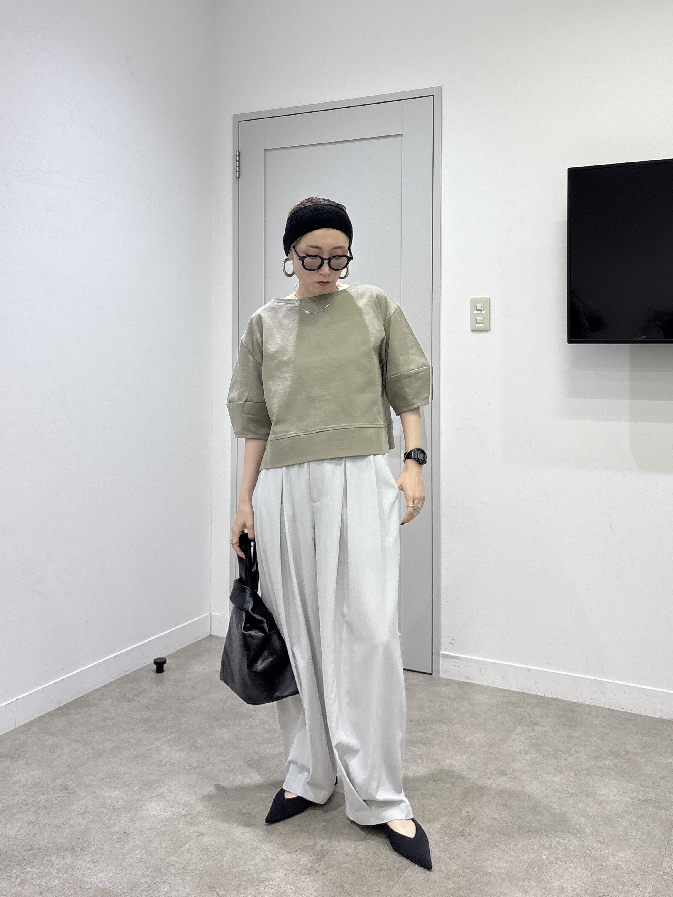 kotakiさんの「INDIVI｜ハーフスリーブフォルムカットソー【再入荷／マシンウォッシュ／接触冷感】」を使ったコーディネート