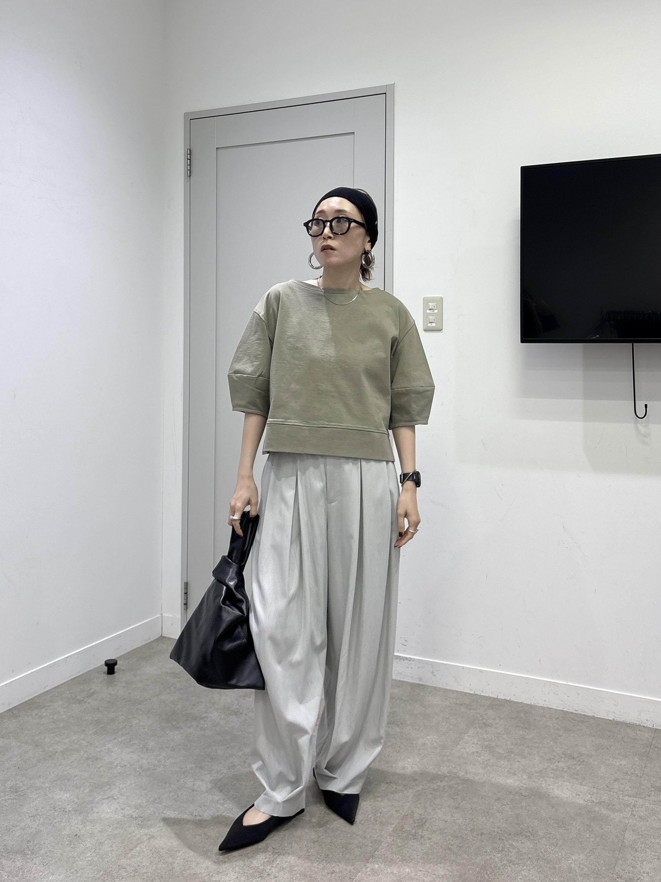 kotakiさんの「INDIVI｜ハーフスリーブフォルムカットソー【再入荷／マシンウォッシュ／接触冷感】」を使ったコーディネート