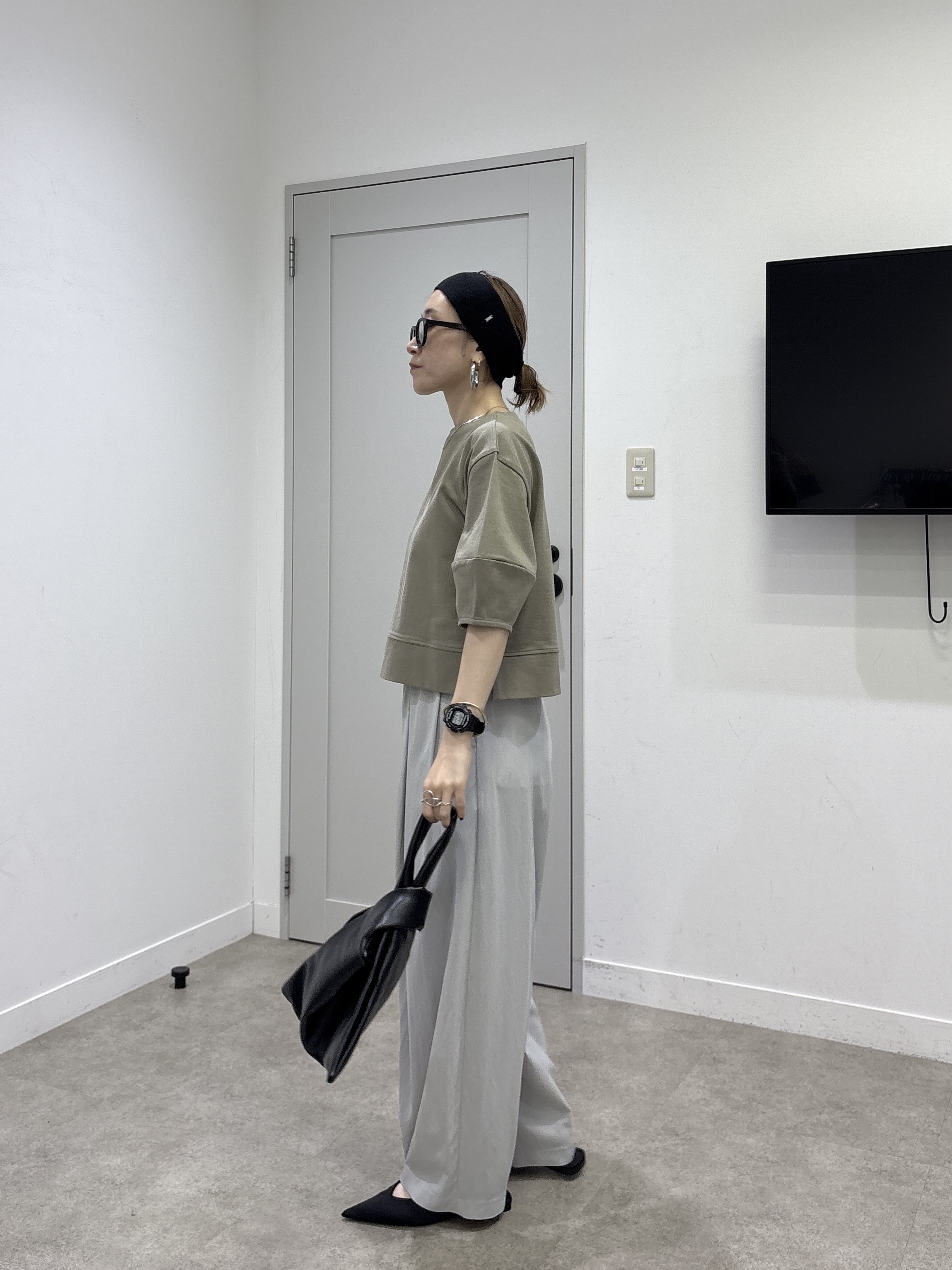 kotakiさんの「INDIVI｜ハーフスリーブフォルムカットソー【再入荷／マシンウォッシュ／接触冷感】」を使ったコーディネート
