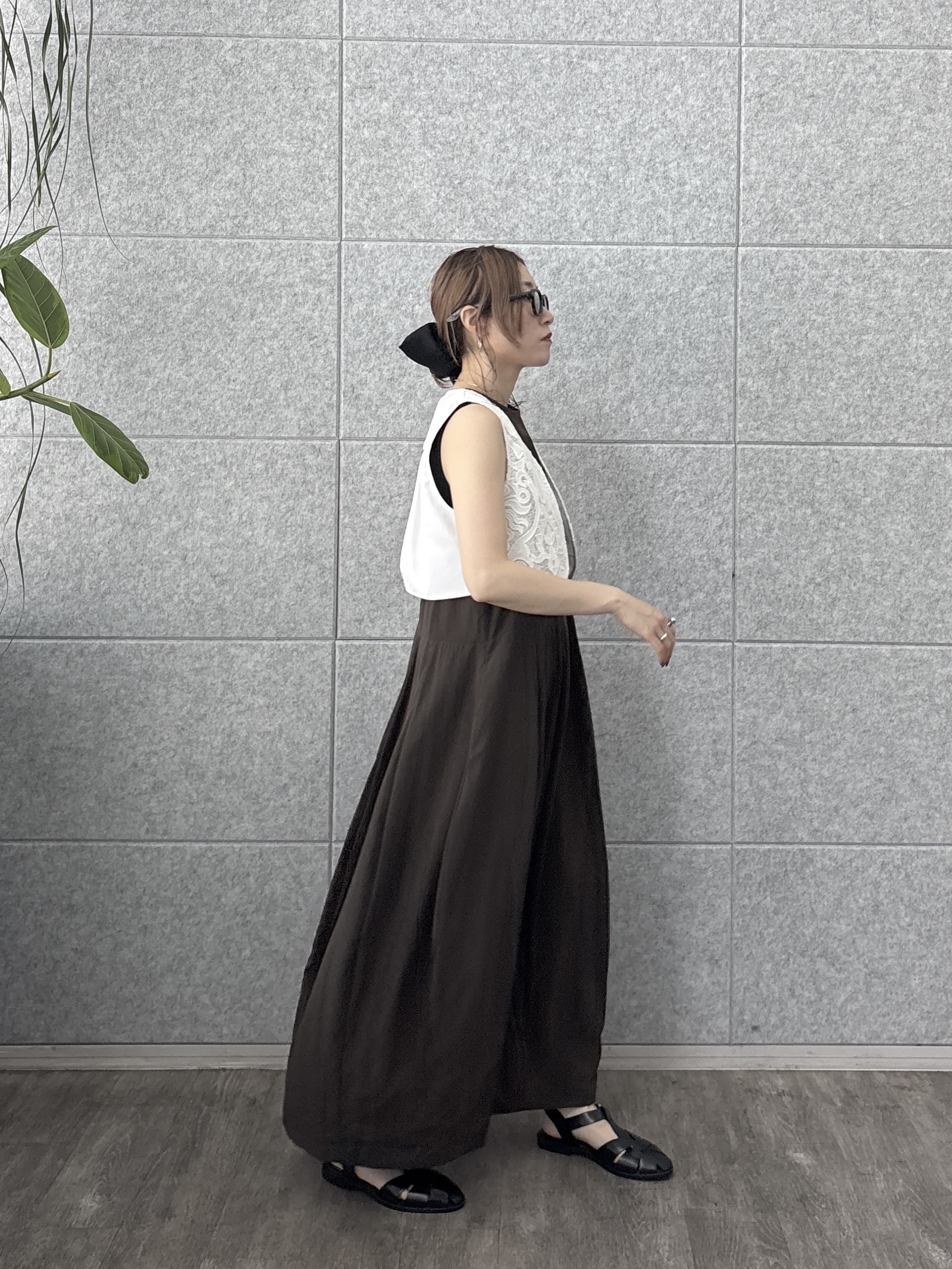 kotakiさんの「INDIVI｜イレギュラータックナイロンワンピース【再入荷】」を使ったコーディネート