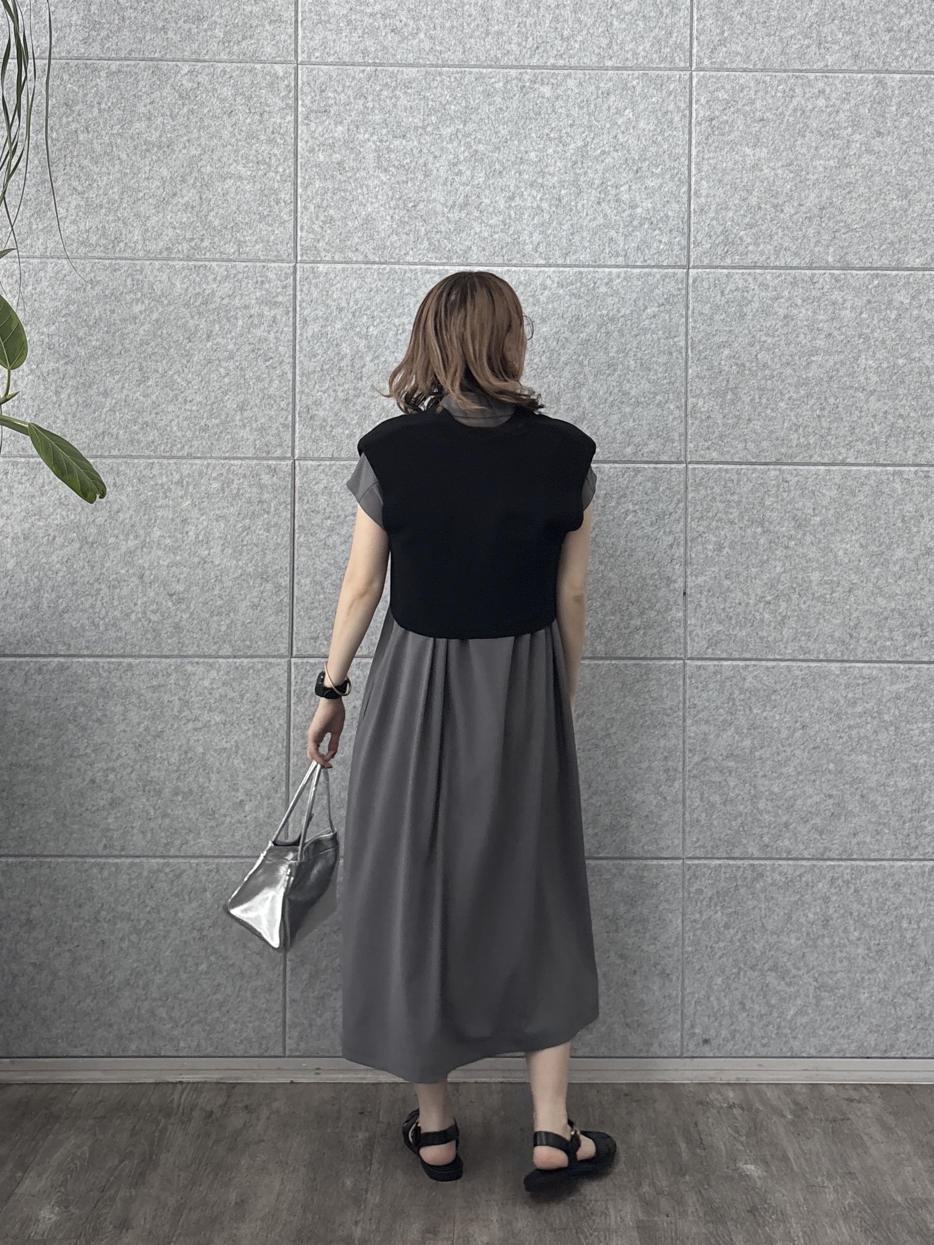 kotakiさんの「INDIVI｜Comfy SET UP｜スキッパーワンピース【通勤／接触冷感／UVカット】」を使ったコーディネート