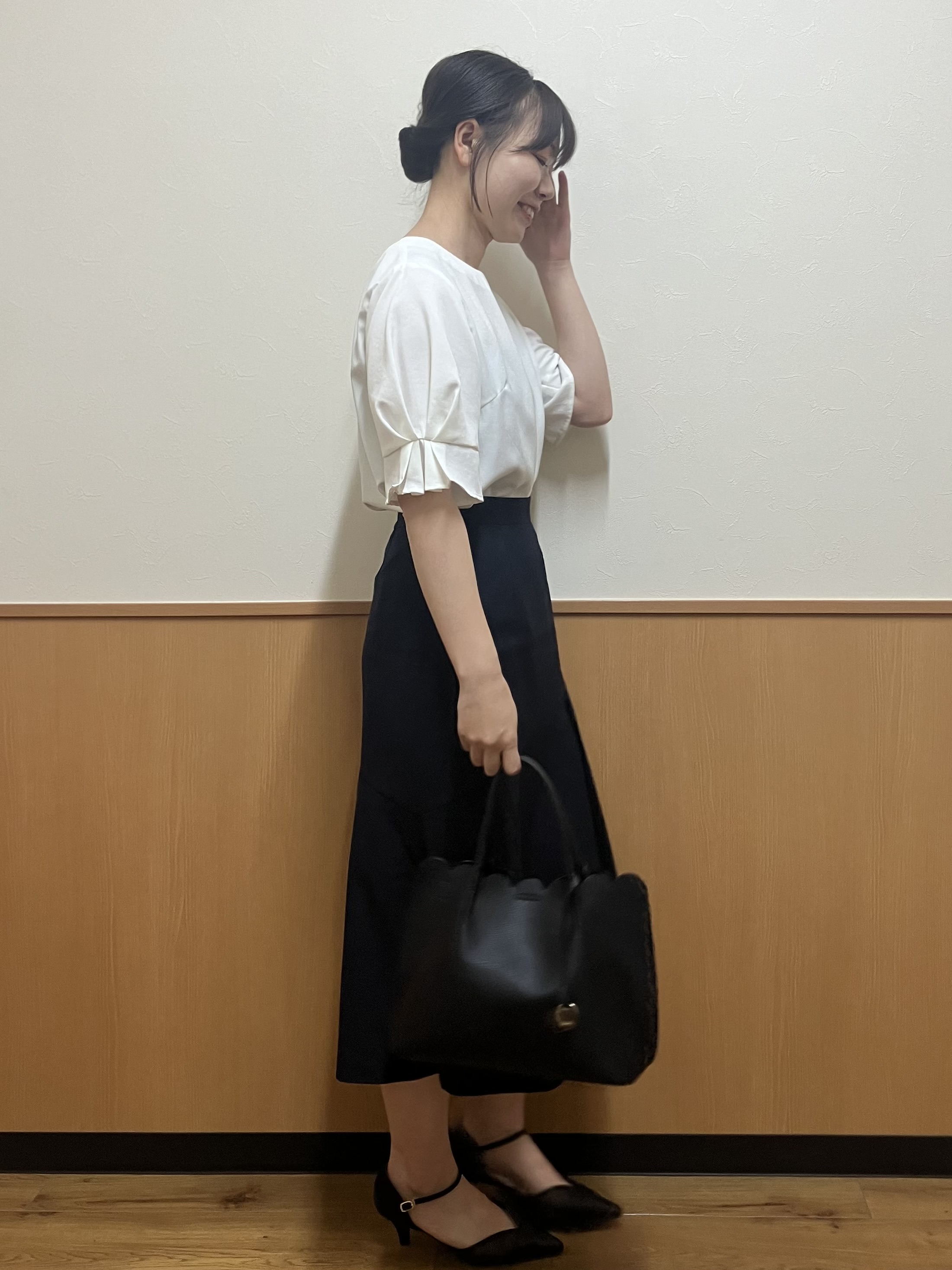 MAYUKIさんの「index｜【接触冷感】タックパフスリーブブラウス《吸水速乾／防シワ／洗濯機OK／XS～3L／6col》」を使ったコーディネート