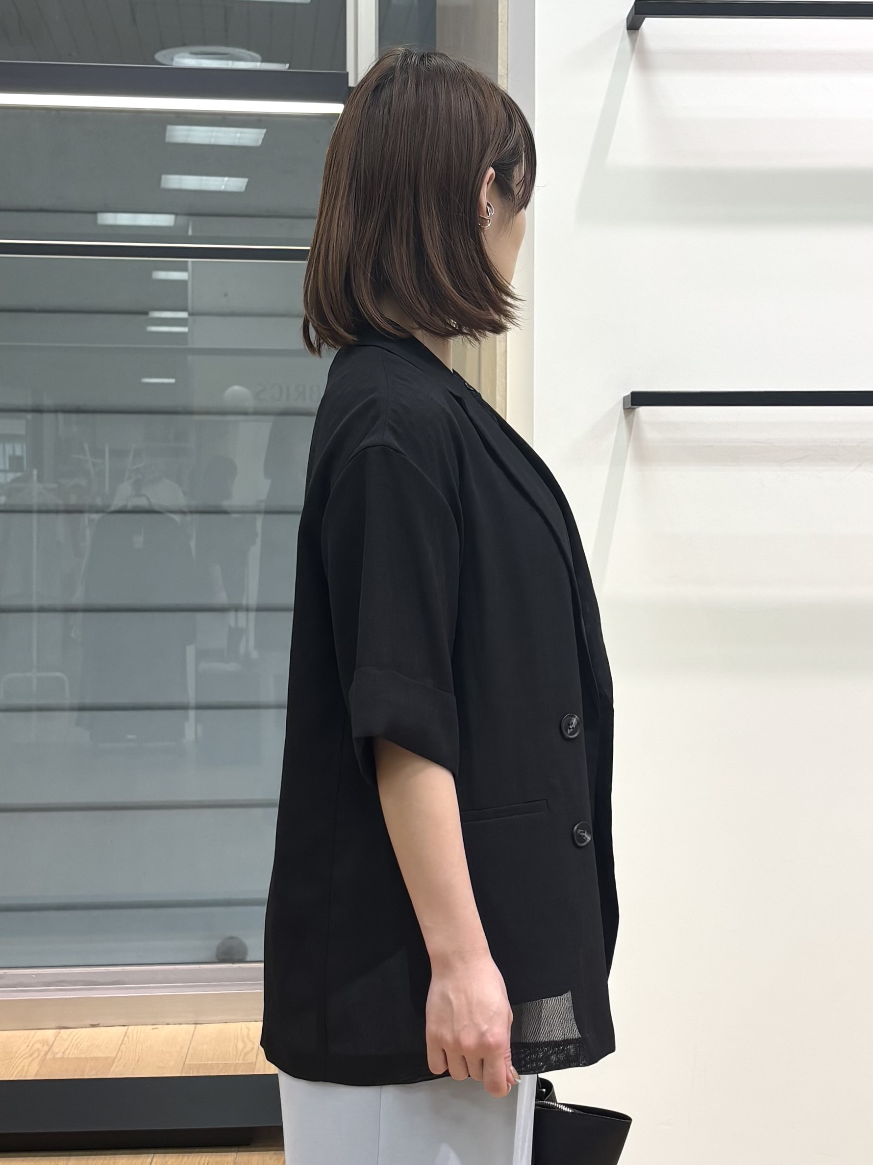 asamiさんの「INDIVI｜【洗える／ドットモチーフ】ケープスリーブブラウス」を使ったコーディネート