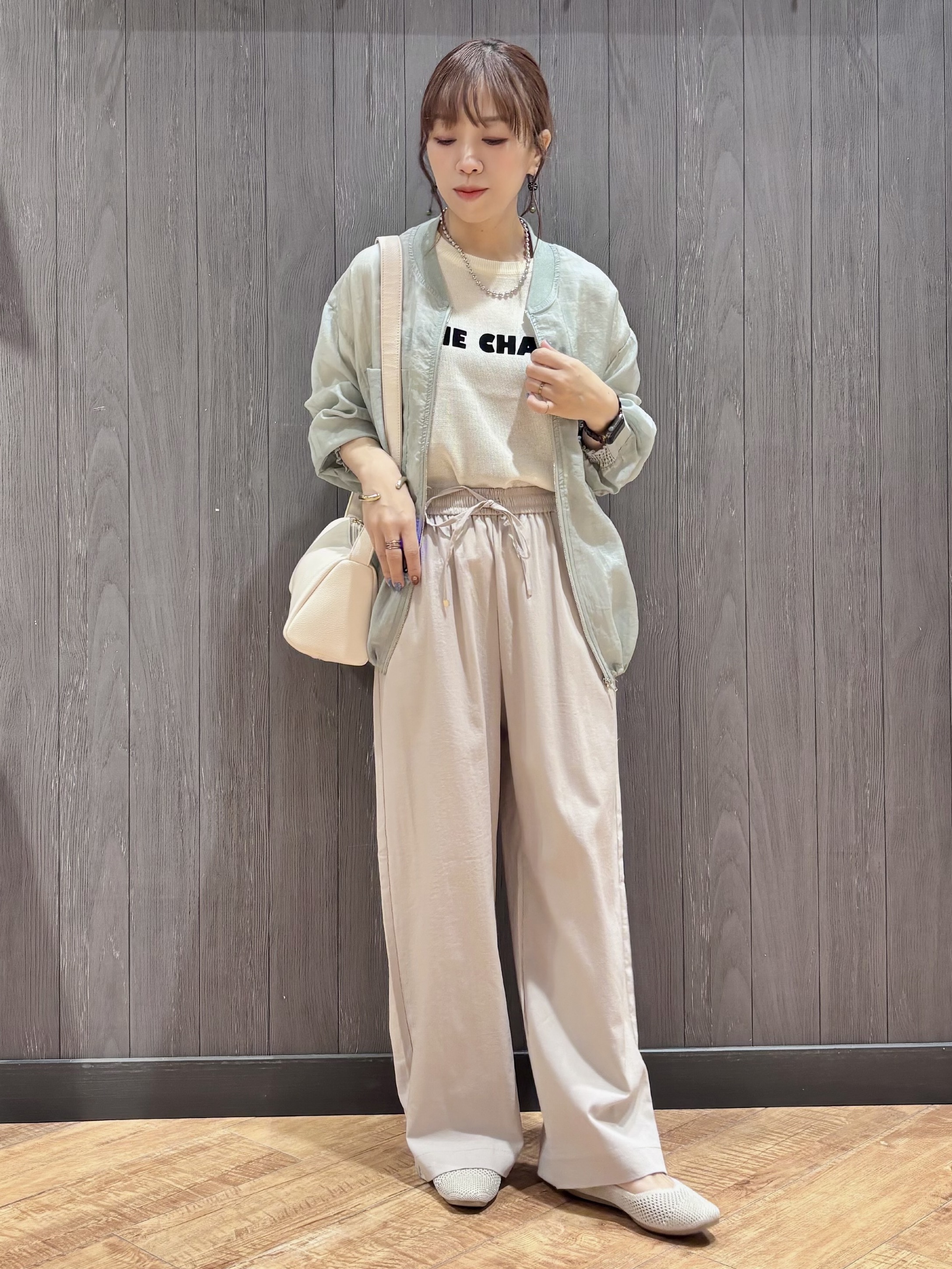 meiさんの「SHOO･LA･RUE｜【S-LL/洗濯機可】1枚持っておくと安心 程よい透け感のシアーリブブルゾン」を使ったコーディネート