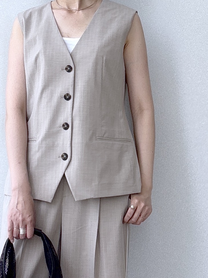 saitoさんの「DRESSTERIOR｜【セットアップ可/ウォッシャブル】セットアップストライプジレ」を使ったコーディネート