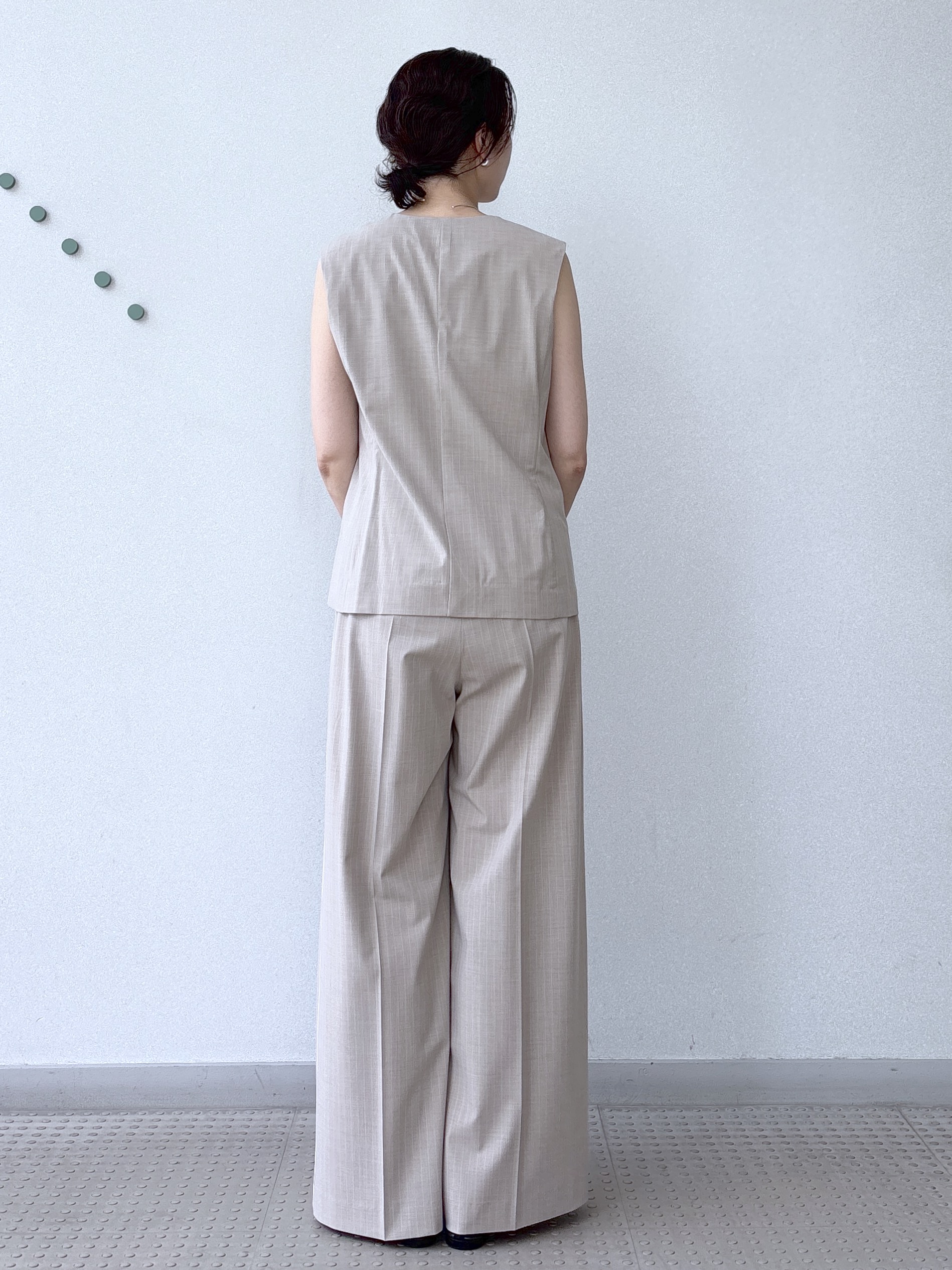 saitoさんの「DRESSTERIOR｜【セットアップ可/ウォッシャブル】セットアップストライプジレ」を使ったコーディネート