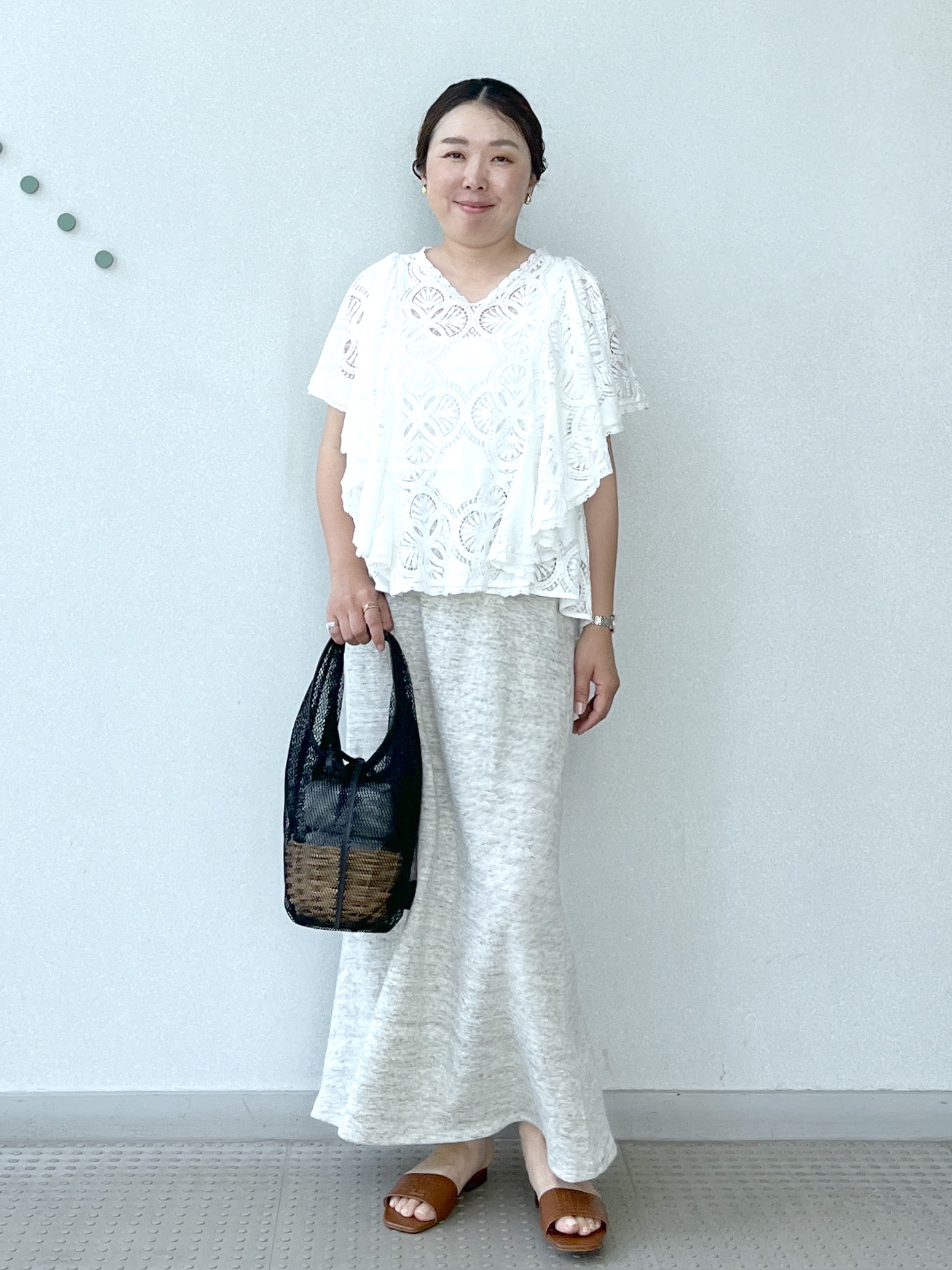 Soeさんの「DRESSTERIOR｜ラッセルレース ブラウス」を使ったコーディネート