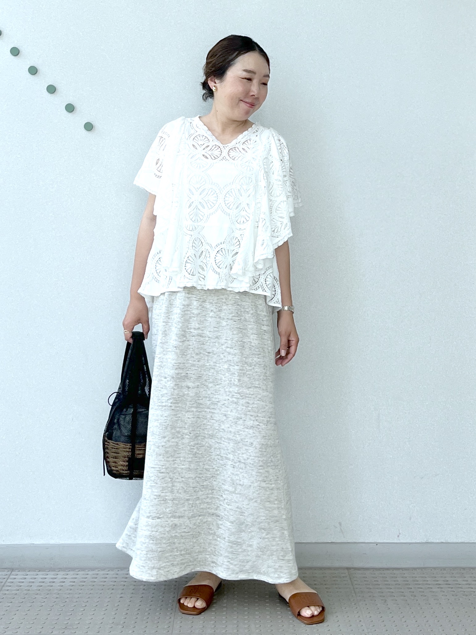 Soeさんの「DRESSTERIOR｜ラッセルレース ブラウス」を使ったコーディネート