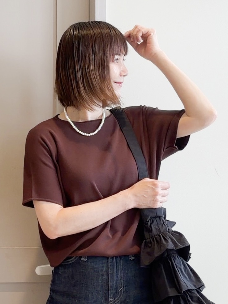 yamakoさんの「grove｜【シリーズ累計36万枚！名品ニット】やわらかドライタッチ ドルマンニット」を使ったコーディネート