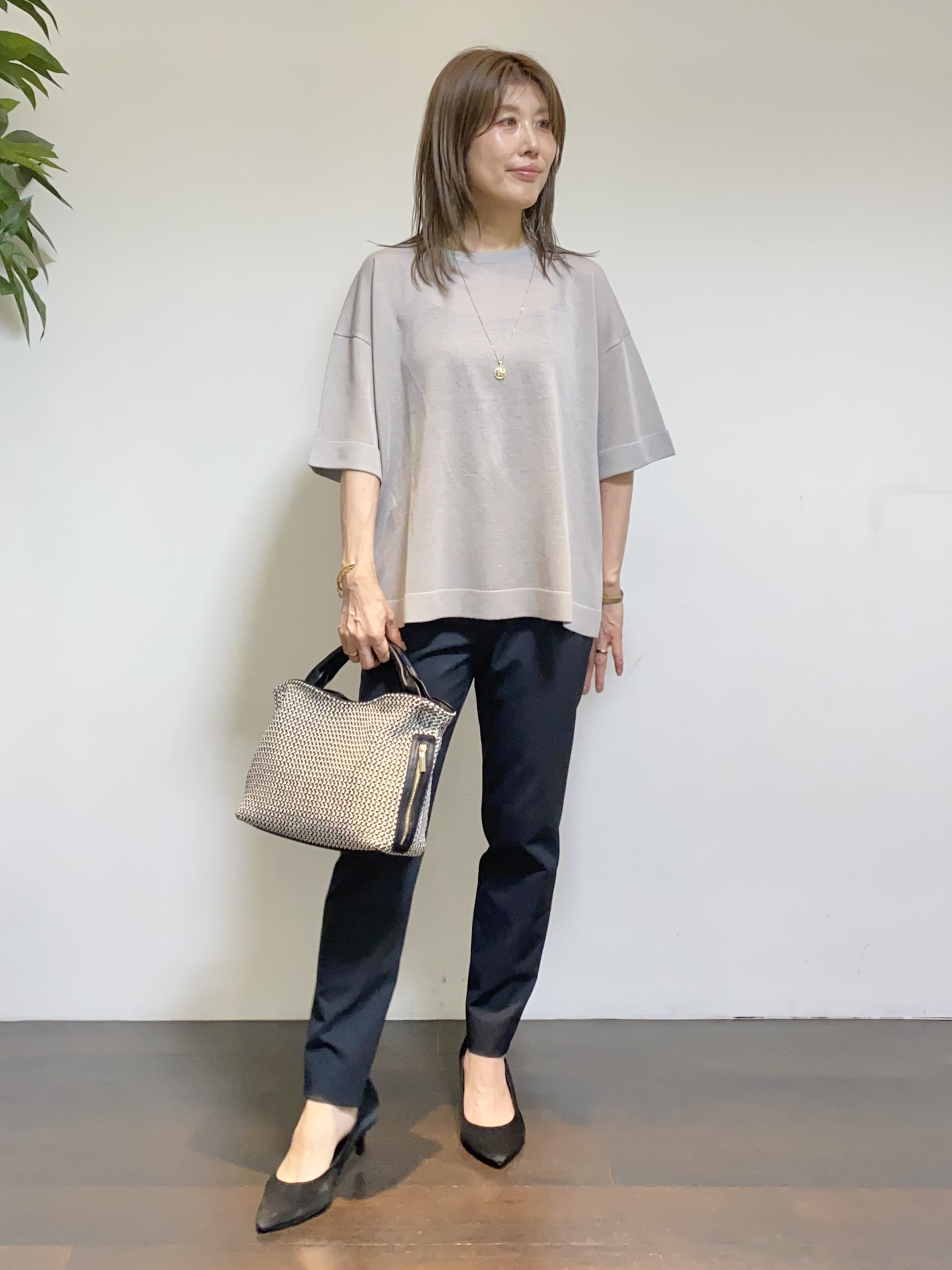 tomoさんの「UNTITLED｜【程よいシアー感/洗える】エアリーバイオジャケット」を使ったコーディネート