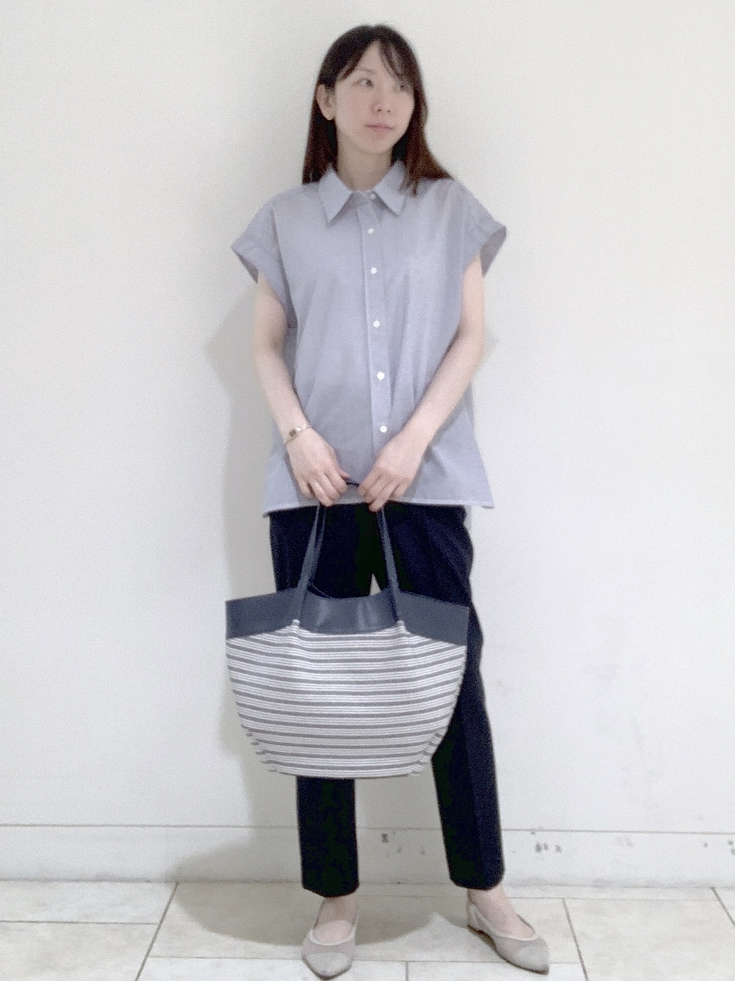 ヤマグチさんの「Reflect｜【接触冷感】フレンチスリーブシャツブラウス」を使ったコーディネート